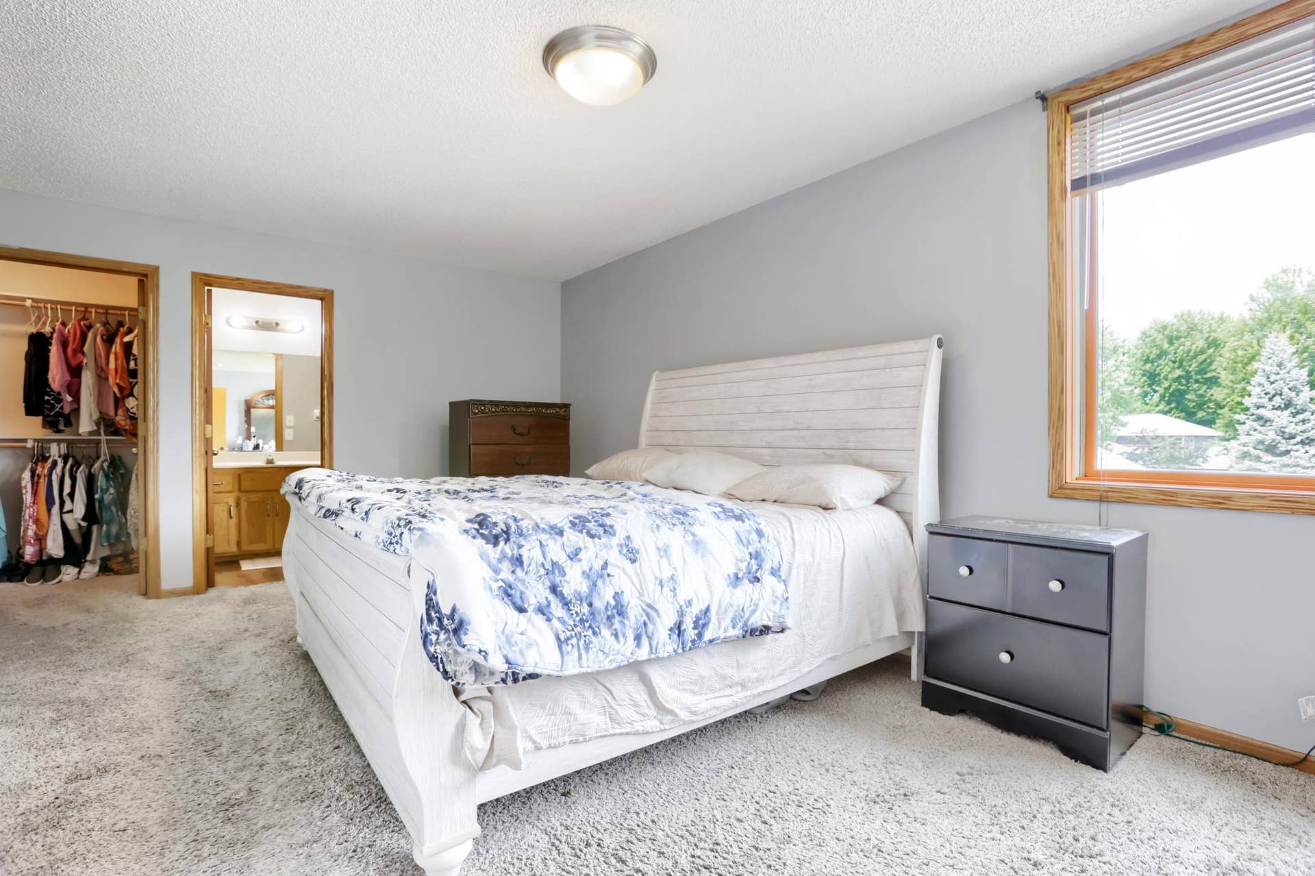 10837 Mississippi Drive N, Brooklyn Park, MN 55443 10837 Mississippi Dr N - Print Quality - 019 - 14 Primary Bedroom.jpg