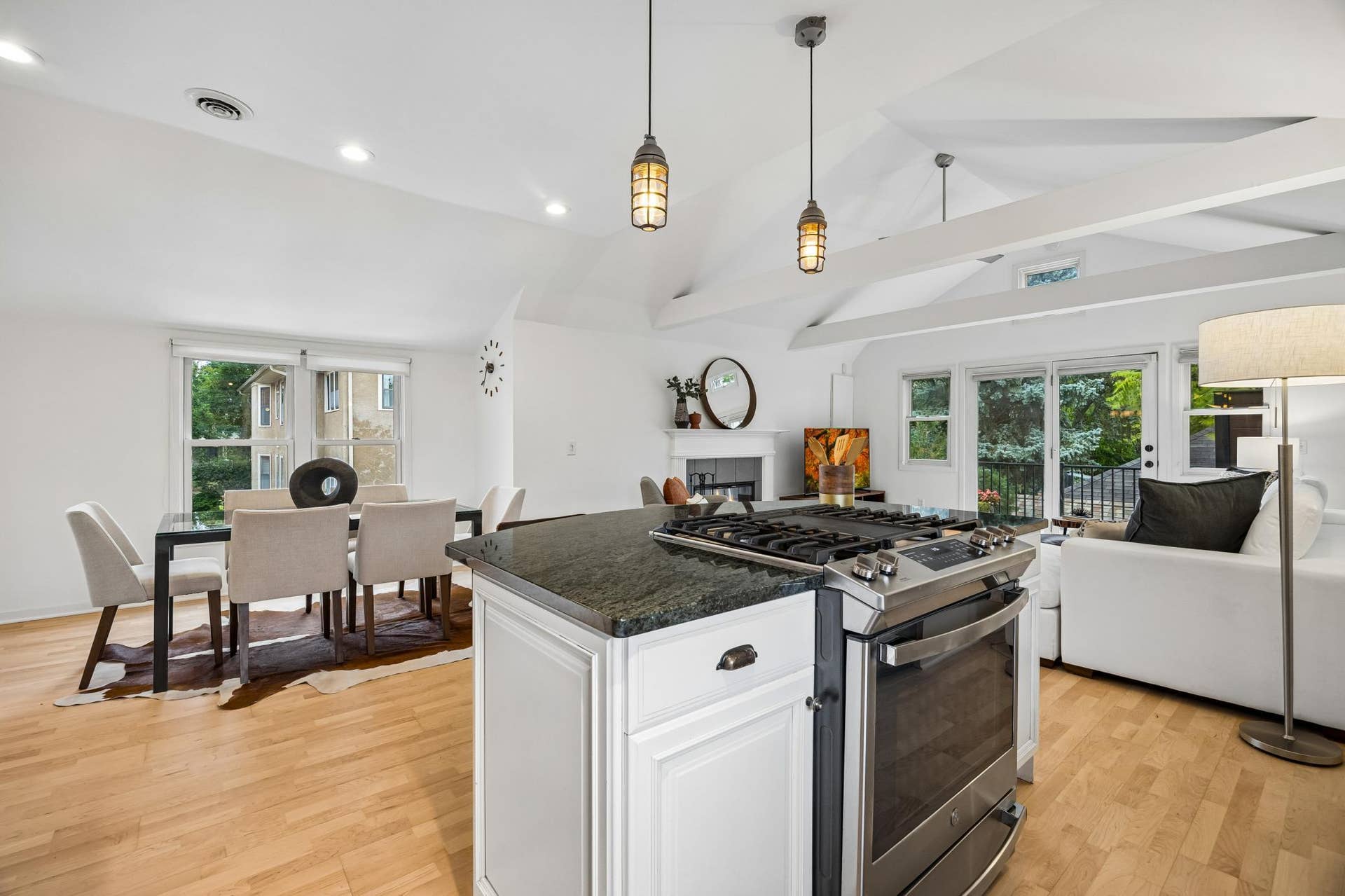 2637 1/2 Humboldt Avenue S, 21, Minneapolis, MN 55408 2637 1/2 Humboldt Avenue S, 21, Minneapolis, MN 55408