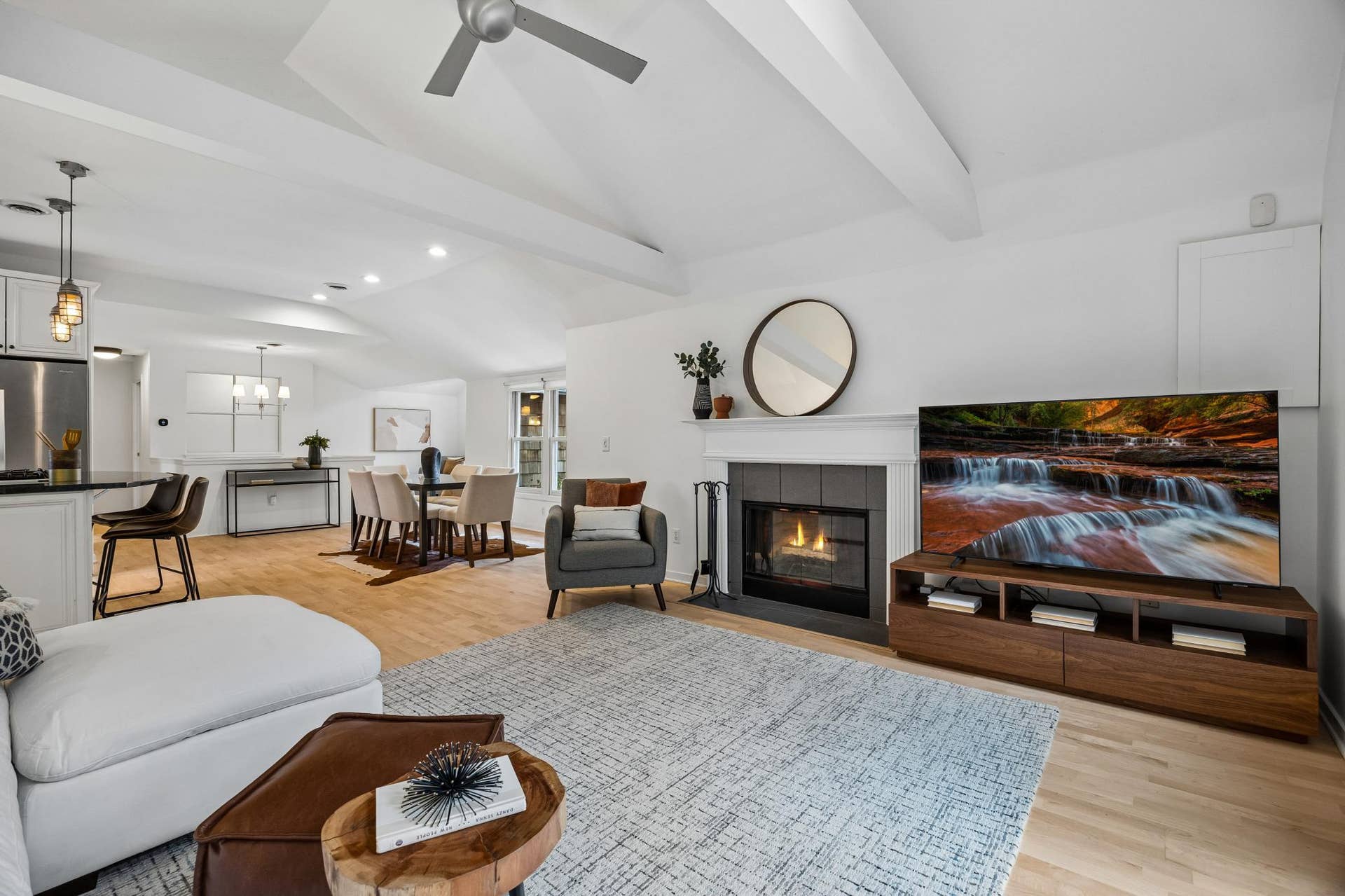 2637 1/2 Humboldt Avenue S, 21, Minneapolis, MN 55408 2637 1/2 Humboldt Avenue S, 21, Minneapolis, MN 55408