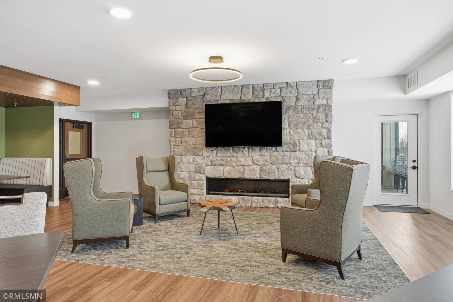 114 Brick Street S, #207, Stillwater, MN 55082 Croix Fireplace