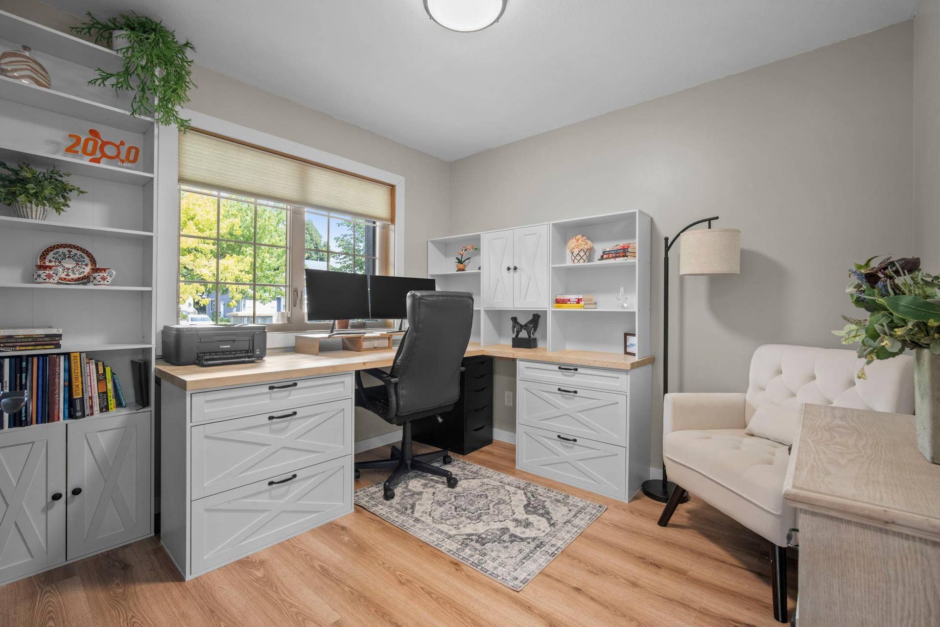 Main level bedroom or a perfect office space!
