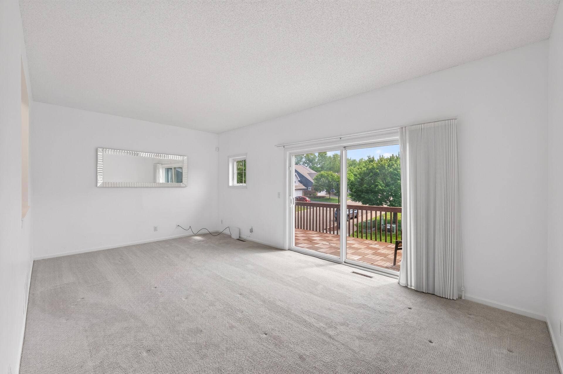 201 Alberta Lane, Little Canada, MN 55117 Bright Living Room