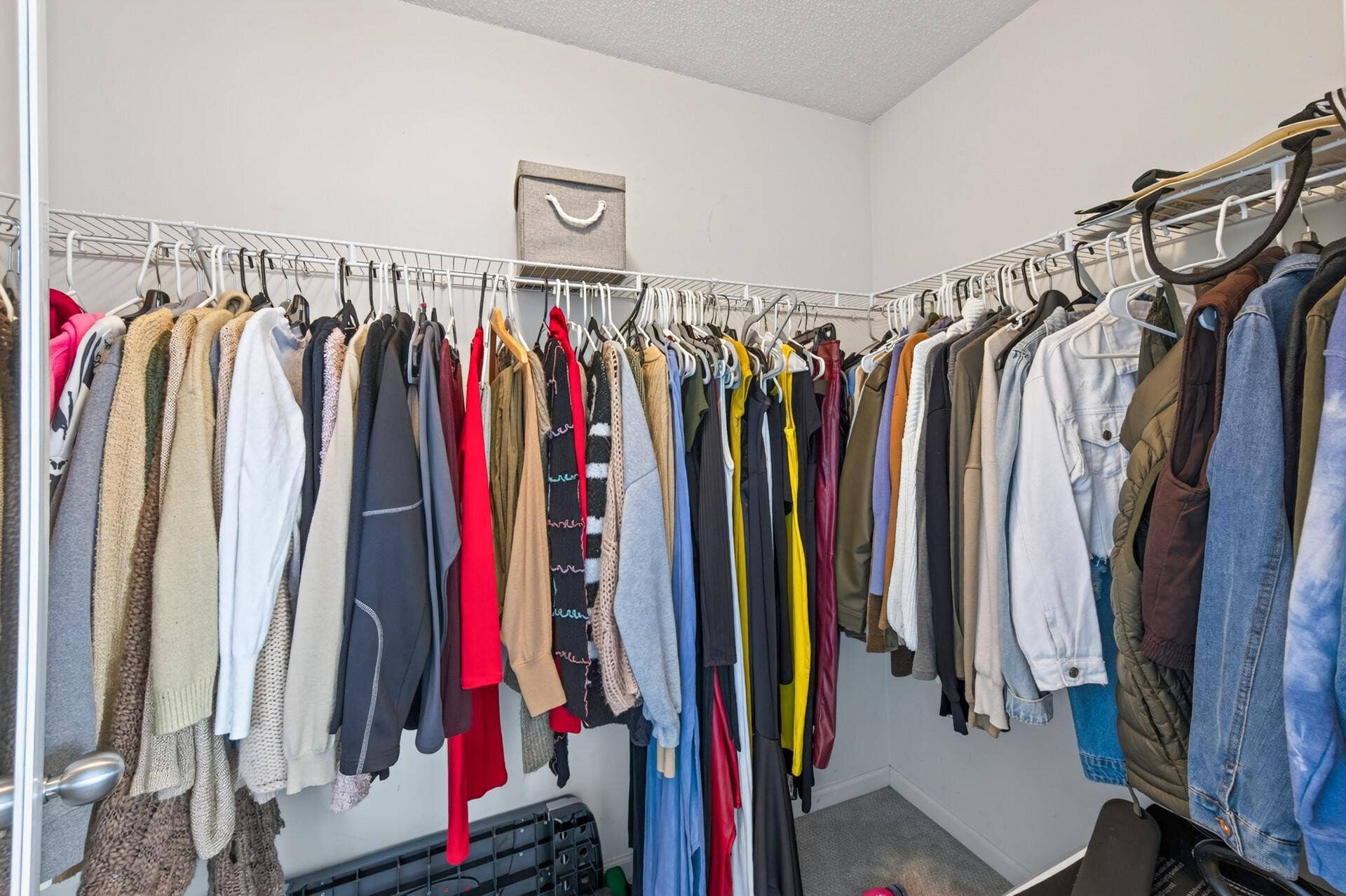 201 Alberta Lane, Little Canada, MN 55117 Walk-In Closet