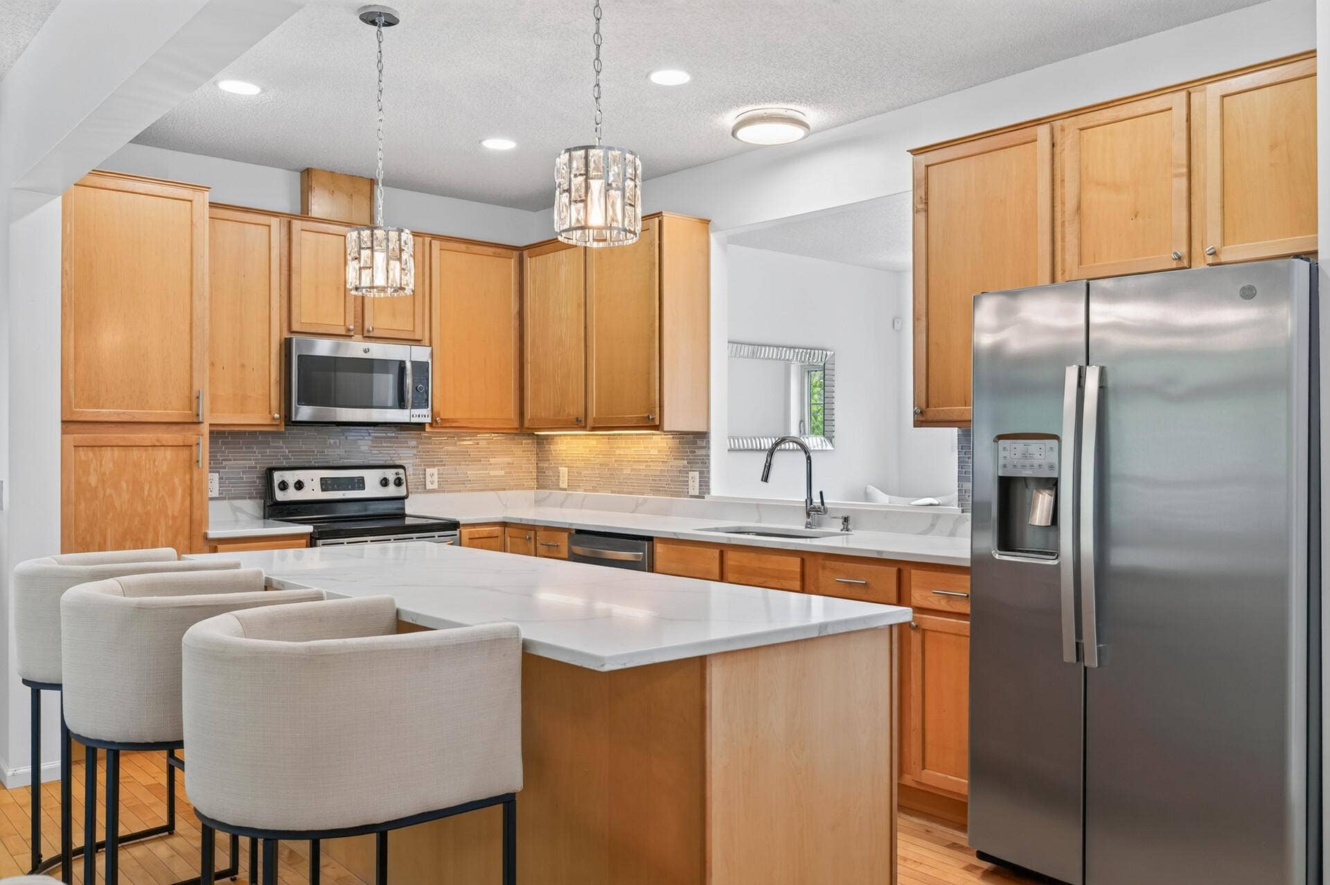 201 Alberta Lane, Little Canada, MN 55117 Updated Kitchen