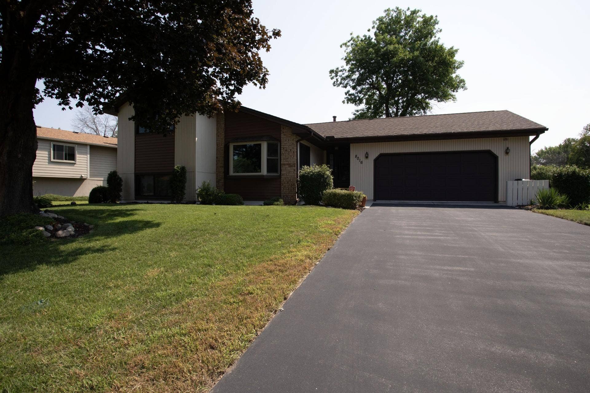8016 Idaho Circle N, Brooklyn Park, MN 55445 8016 Idaho Circle N, Brooklyn Park, MN 55445