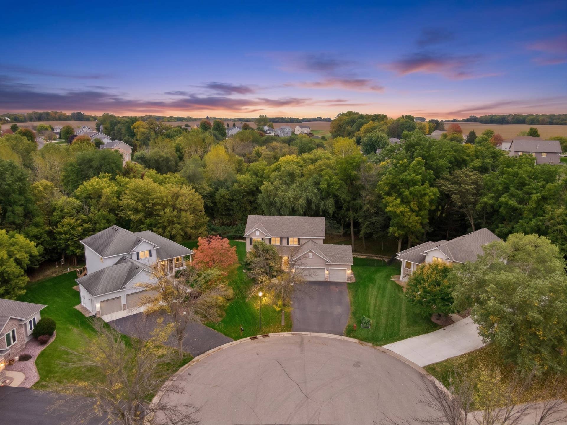 848 Bridle Creek Lane, Jordan, MN 55352 Virtual Twilight