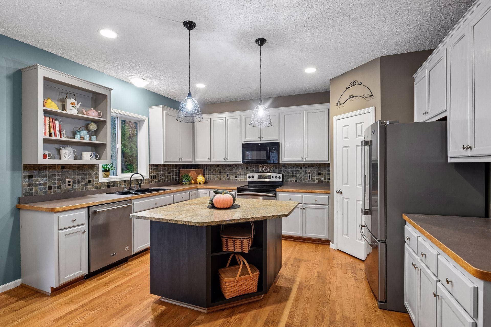848 Bridle Creek Lane, Jordan, MN 55352 848 Bridle Creek Lane, Jordan, MN 55352
