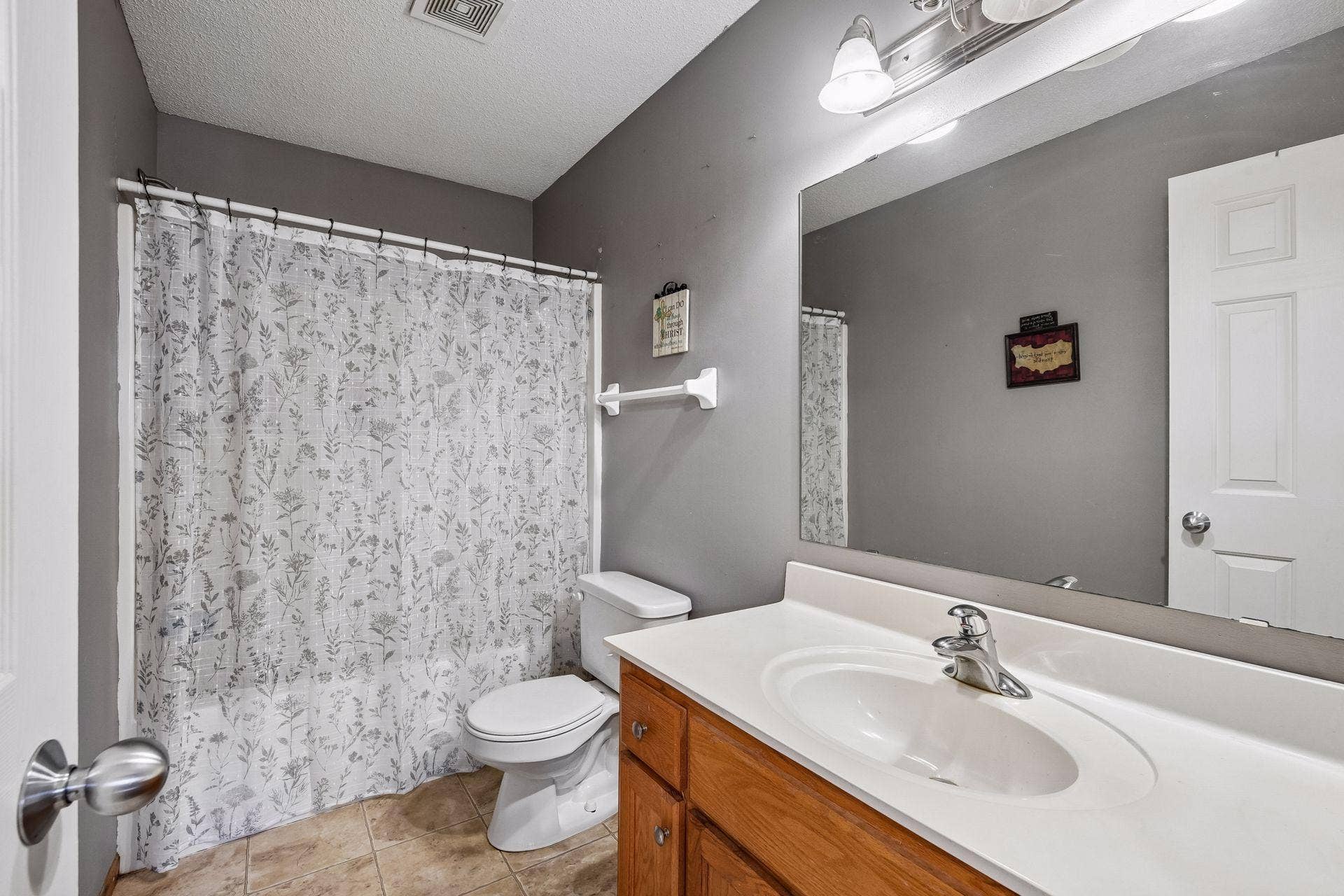 848 Bridle Creek Lane, Jordan, MN 55352 848 Bridle Creek Lane, Jordan, MN 55352