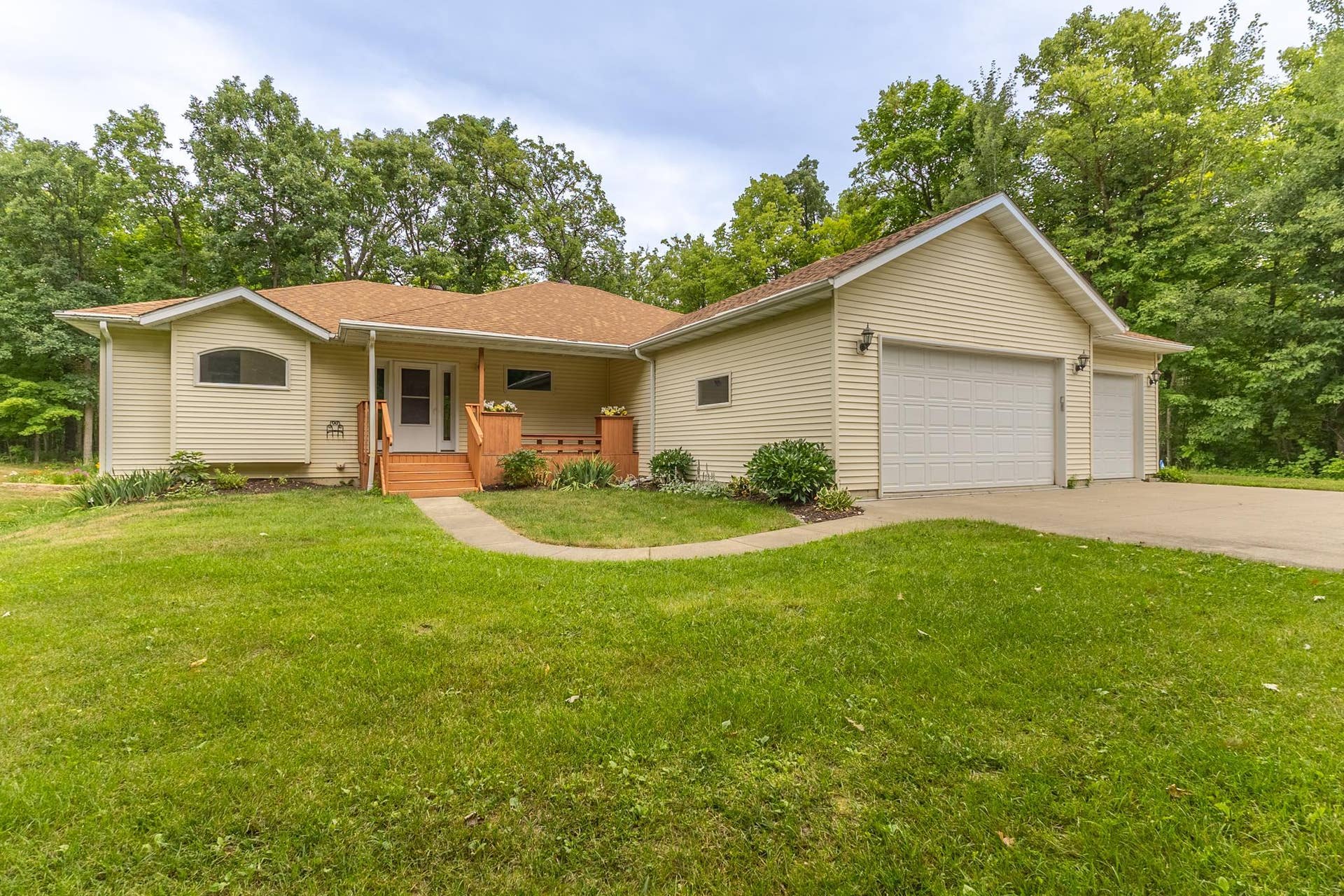 18400 Shorewood Court NW, Bemidji, MN 56601 Shorewood Ct-1.jpg