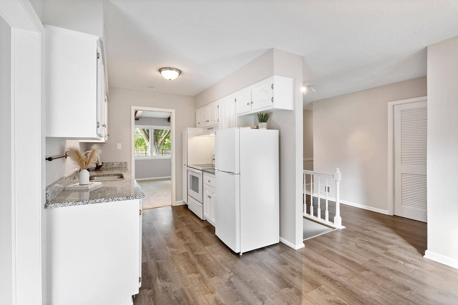 6208 81st Avenue N, Brooklyn Park, MN 55443 6208 81st Avenue N, Brooklyn Park, MN 55443