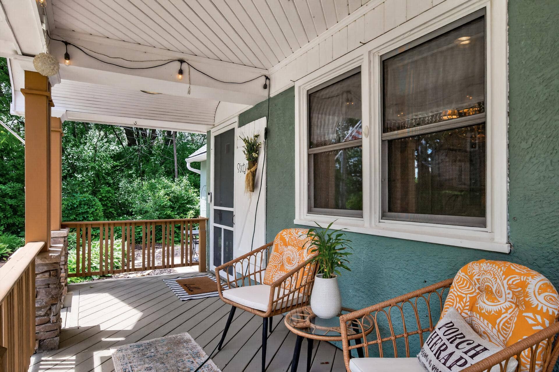 6044 48th Street N, Oakdale, MN 55128 06_6044_48th6_mls.jpg