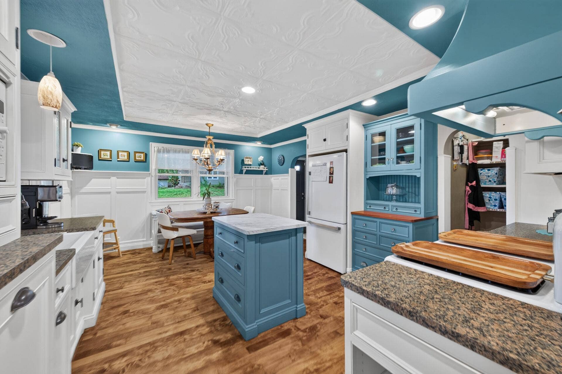 6044 48th Street N, Oakdale, MN 55128 13_6044_48th13_mls.jpg