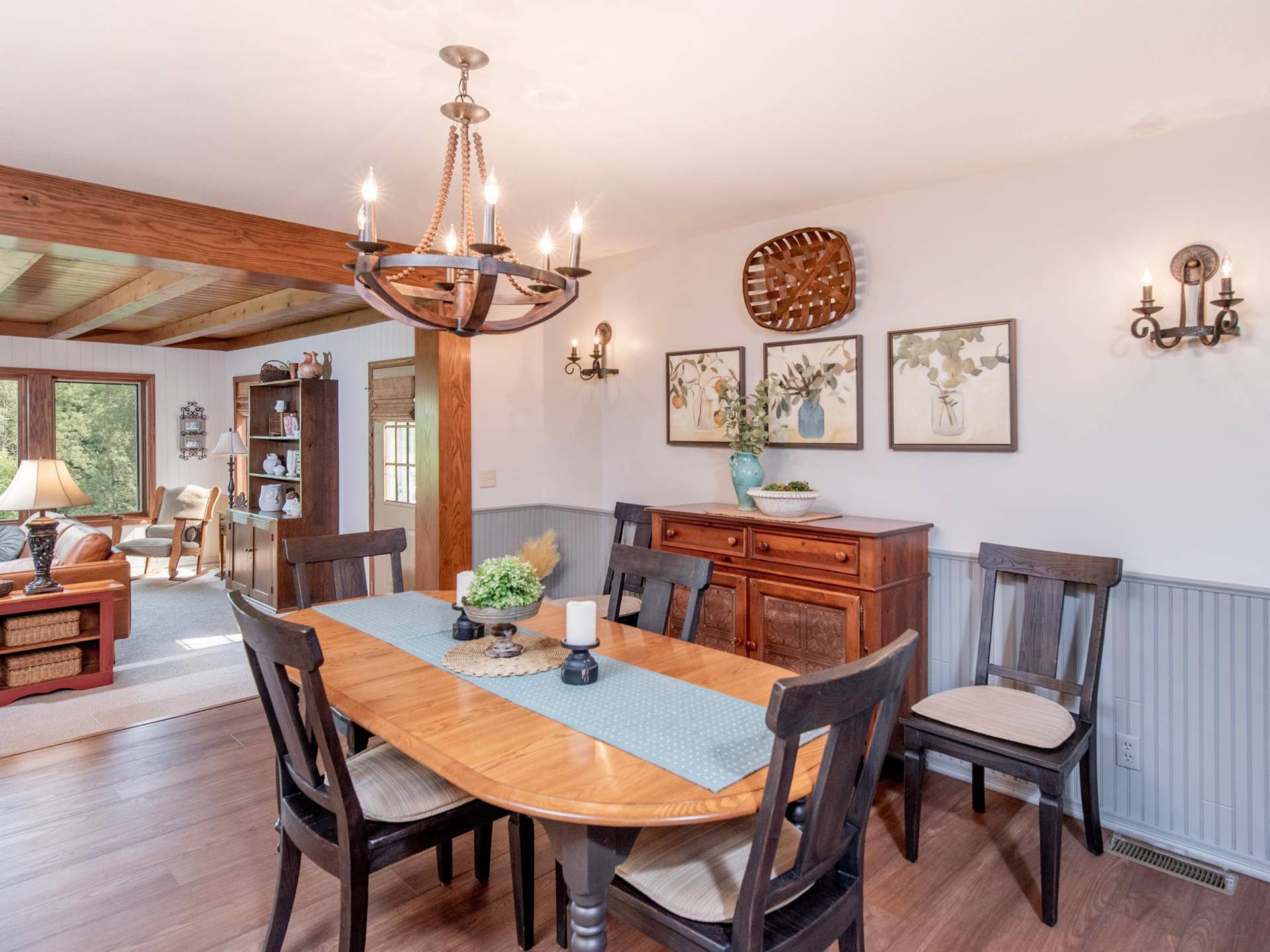 6256 Lynn Way, Woodbury, MN 55129 6256 Lynn Way, Woodbury, MN 55129