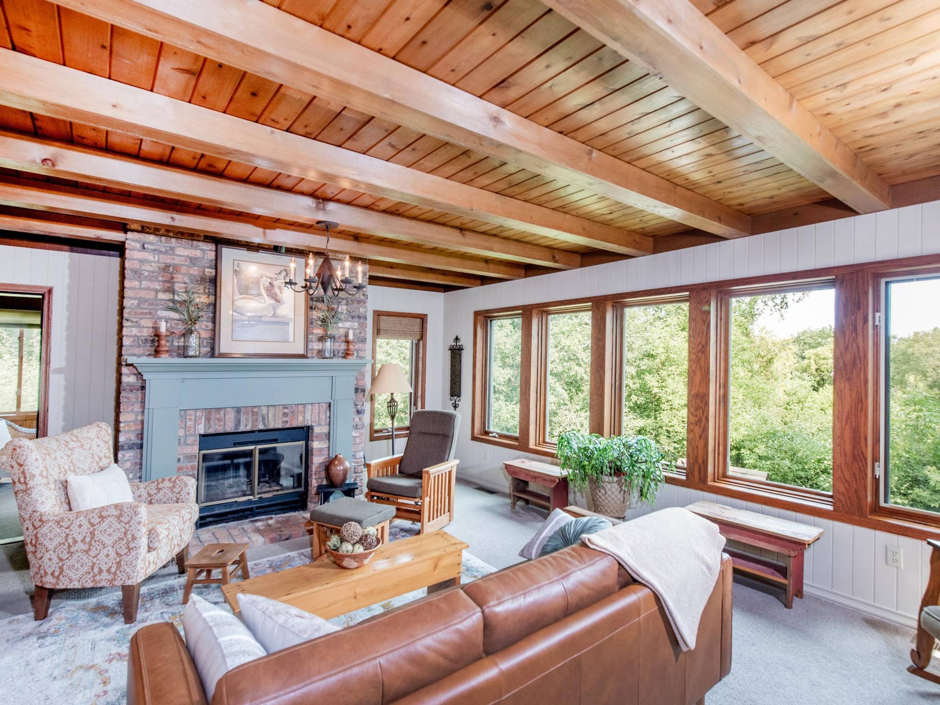 6256 Lynn Way, Woodbury, MN 55129 6256 Lynn Way, Woodbury, MN 55129