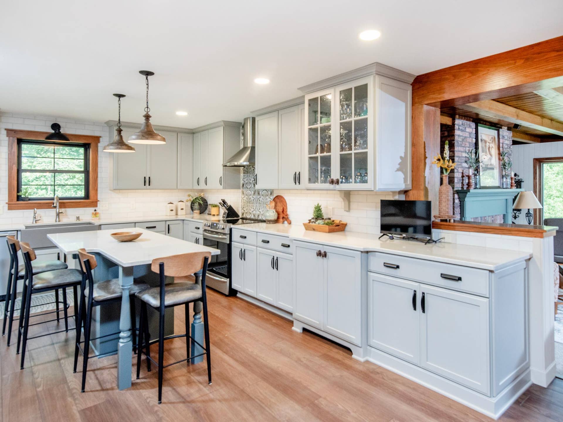 6256 Lynn Way, Woodbury, MN 55129 6256 Lynn Way, Woodbury, MN 55129