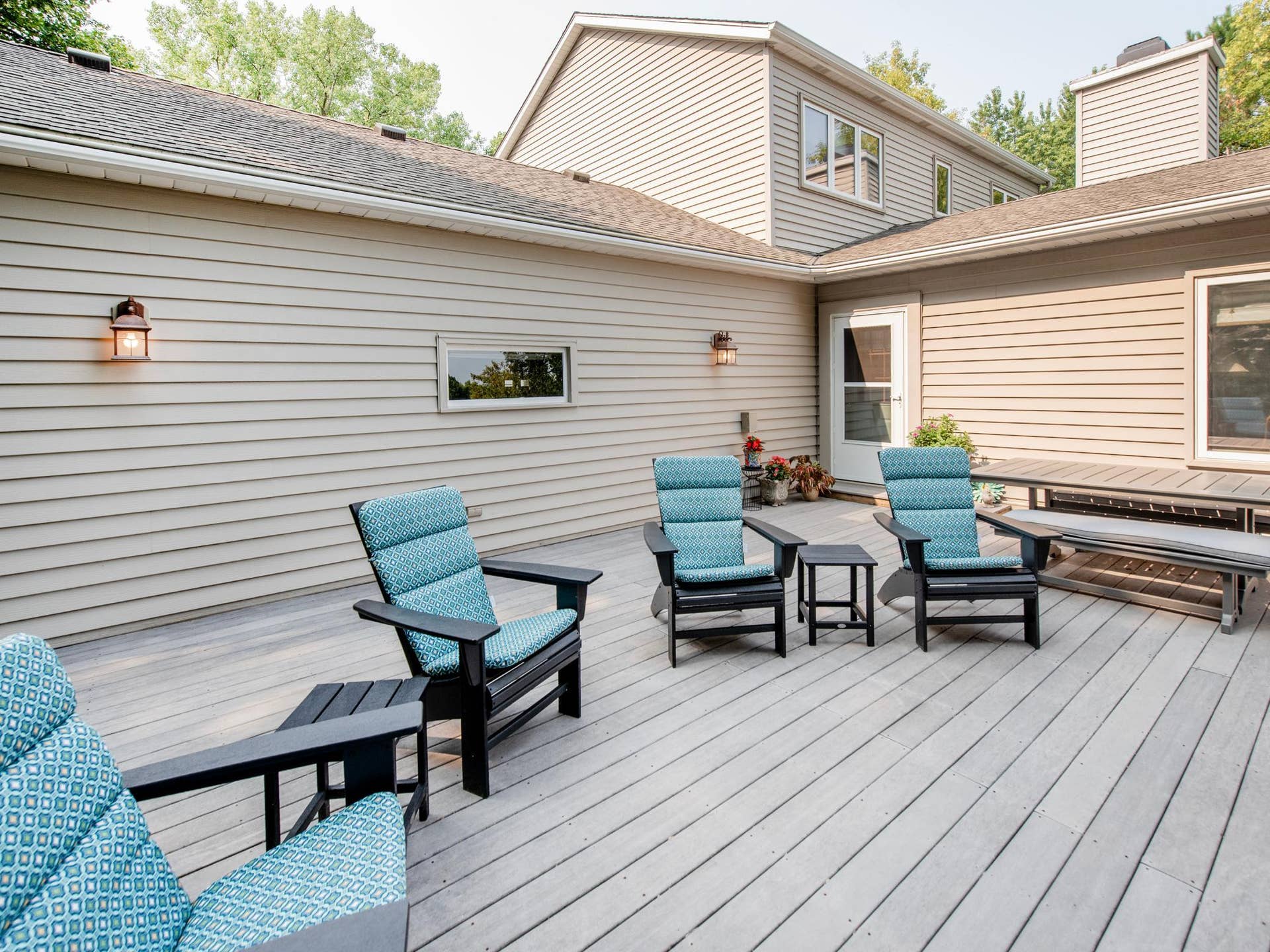 6256 Lynn Way, Woodbury, MN 55129 6256 Lynn Way, Woodbury, MN 55129