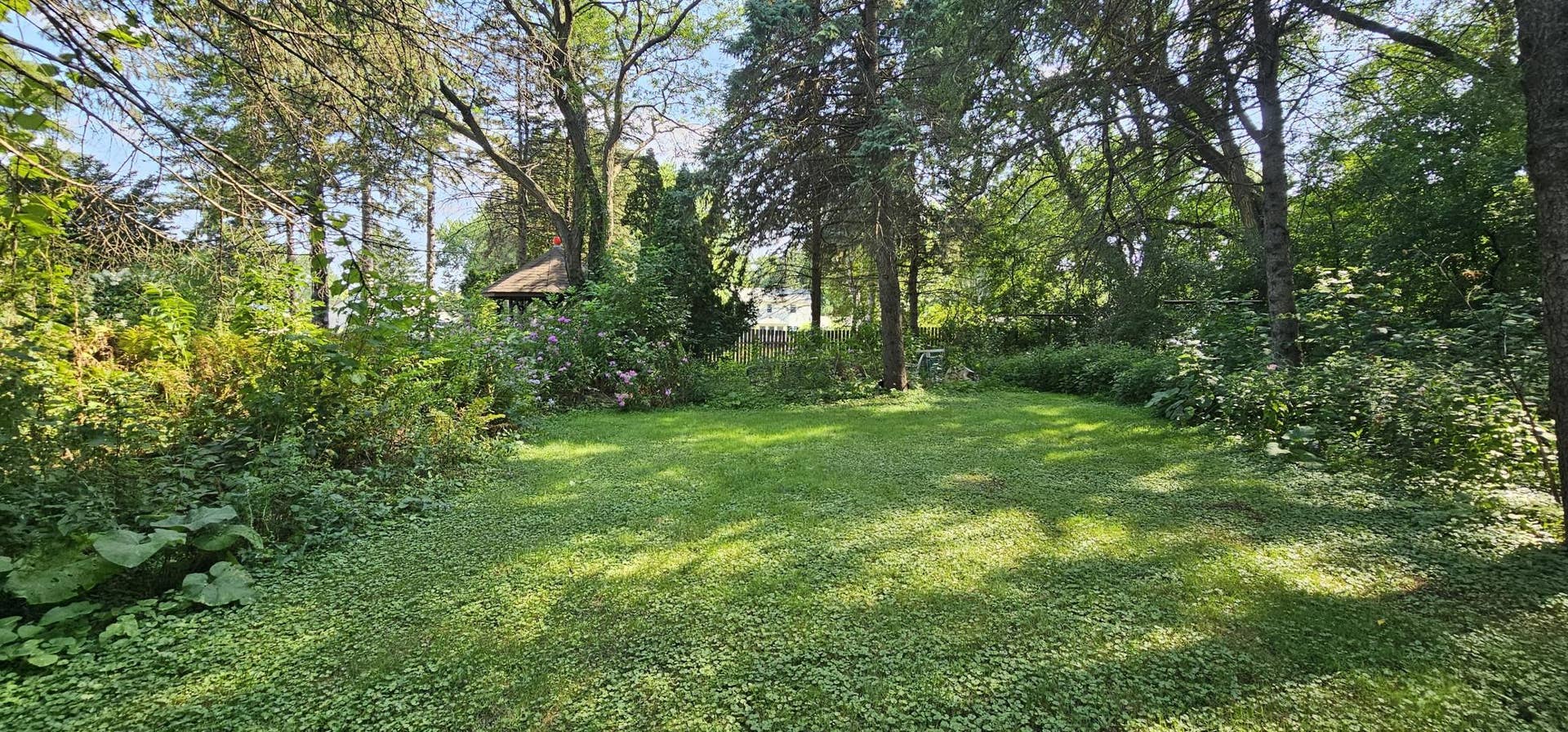 571 Century Avenue N, Maplewood, MN 55119 Backyard.jpg