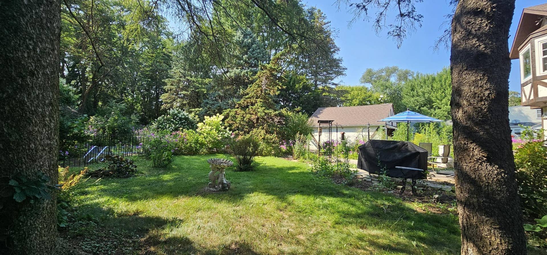 571 Century Avenue N, Maplewood, MN 55119 Backyard South View.jpg