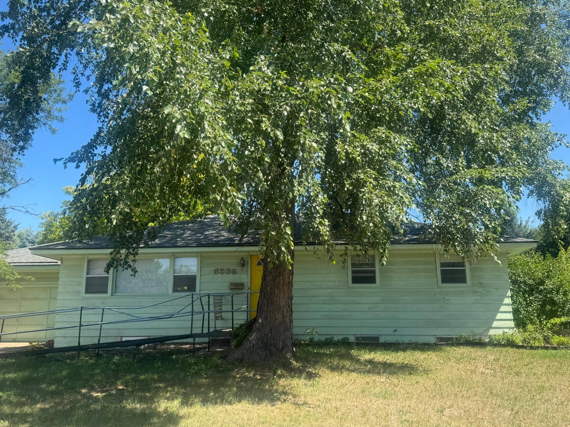 6536 Indiana Avenue N, Brooklyn Center, MN 55429 Indiana.jpg