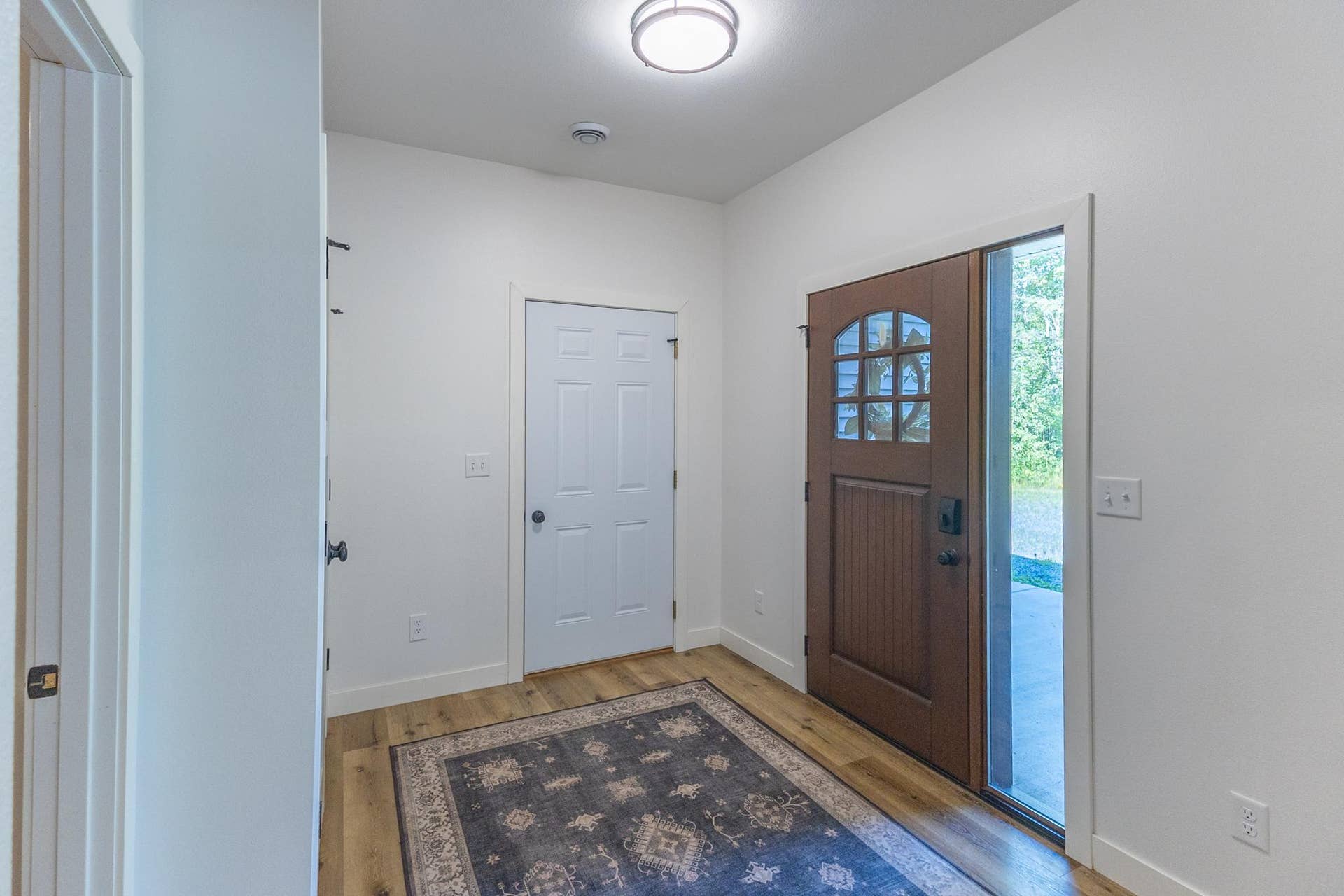 7639 Emerald Pines Drive NW, Bemidji, MN 56601 Entry.jpg
