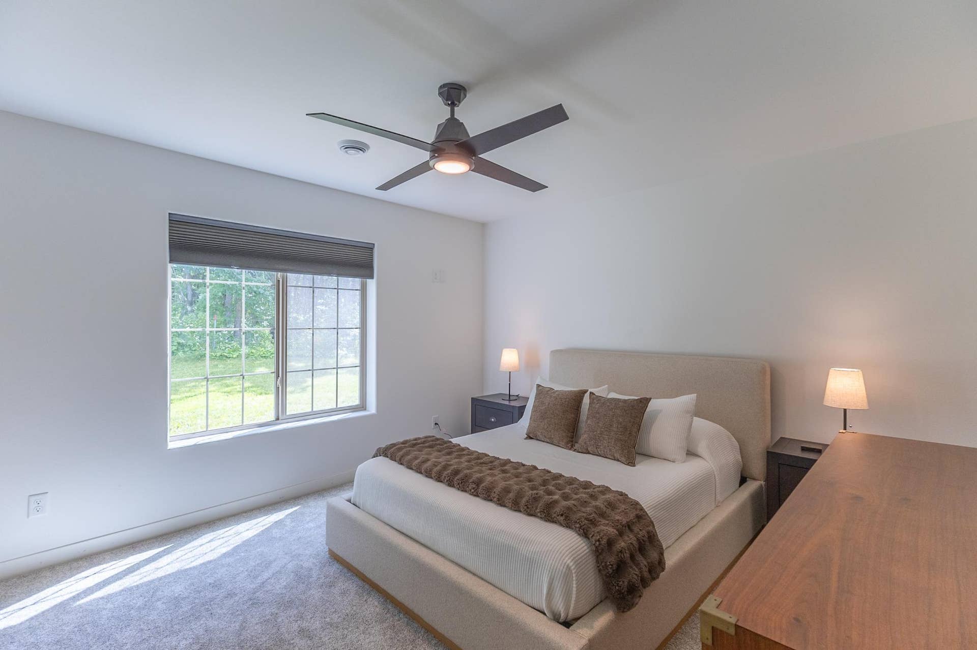 7639 Emerald Pines Drive NW, Bemidji, MN 56601 Main floor bedroom 2 -05.jpg