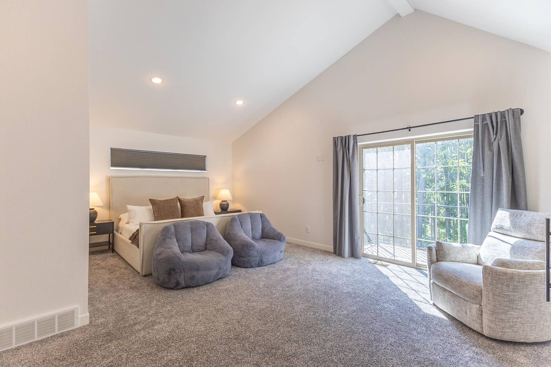 7639 Emerald Pines Drive NW, Bemidji, MN 56601 Primary bedroom-55.jpg