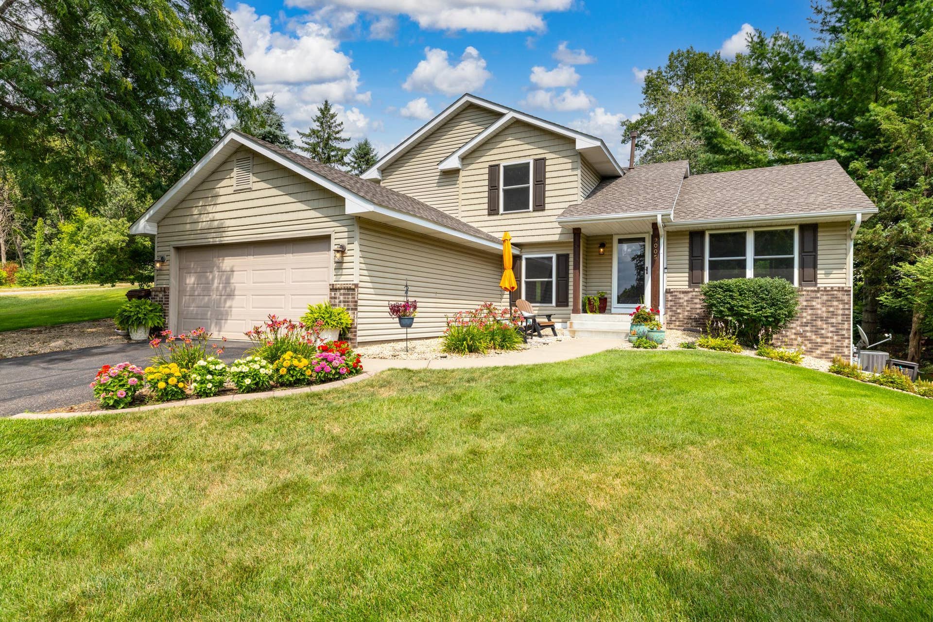 9005 Jensen Avenue S, Cottage Grove, MN 55016 HT8A0585-Edit.jpg