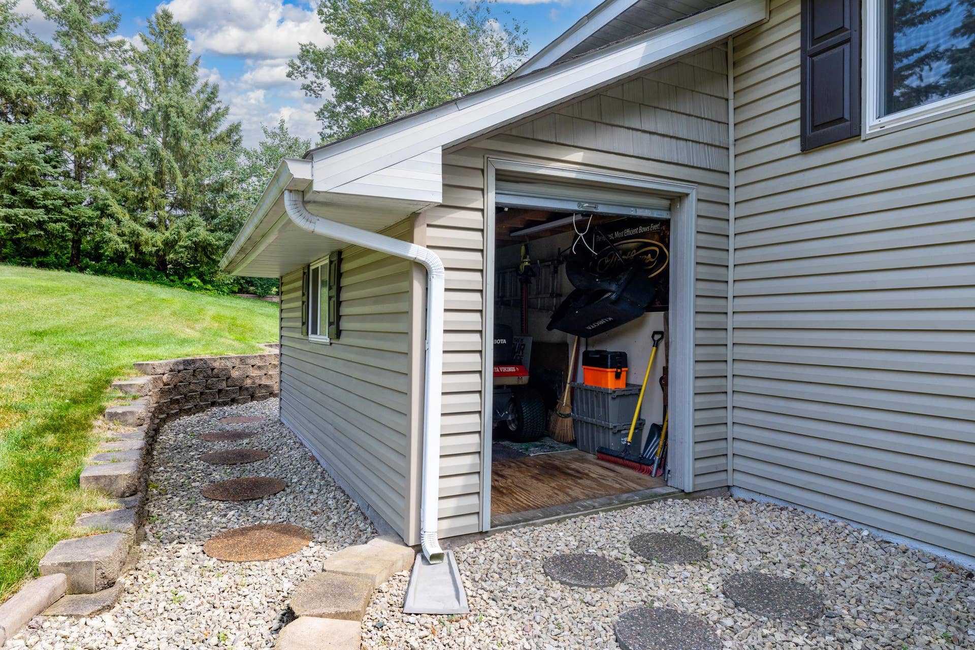 9005 Jensen Avenue S, Cottage Grove, MN 55016 HT8A0630-Edit.jpg