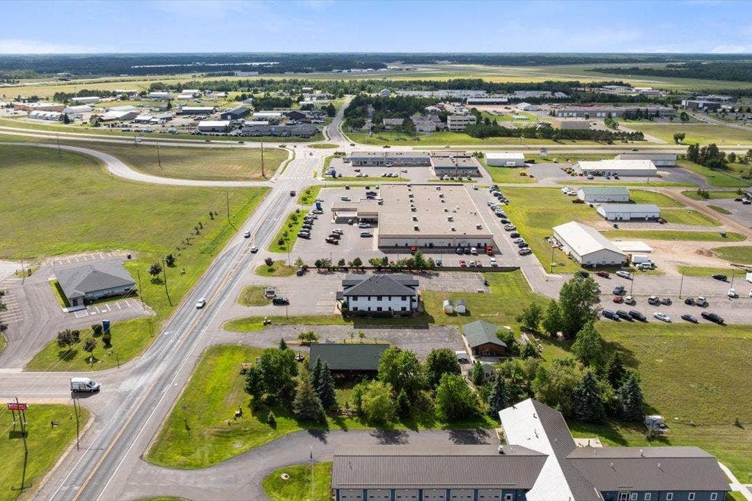 1435 Anne Street NW, Bemidji, MN 56601 07-DJI_20260806193457_0511_D.jpg