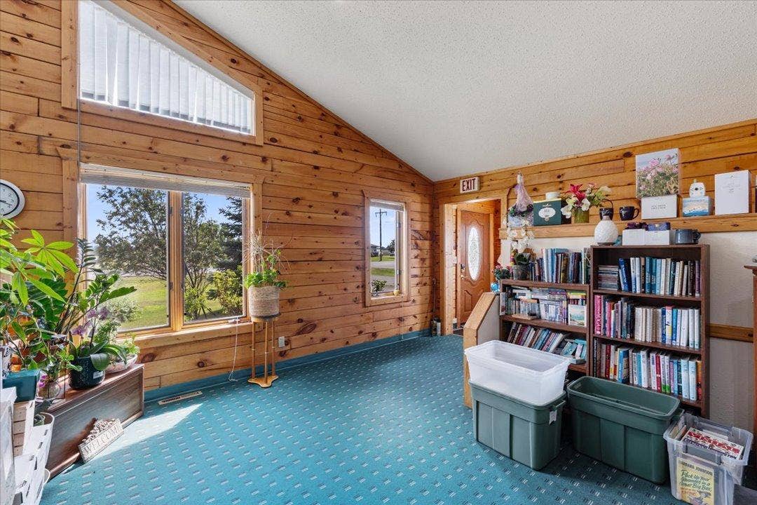 1435 Anne Street NW, Bemidji, MN 56601 20-DSC07567.jpg