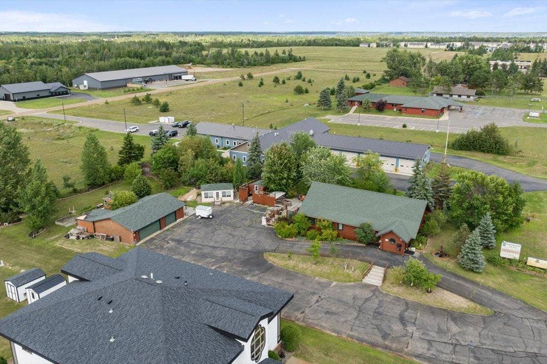1435 Anne Street NW, Bemidji, MN 56601 01-DJI_20260806193049_0486_D.jpg