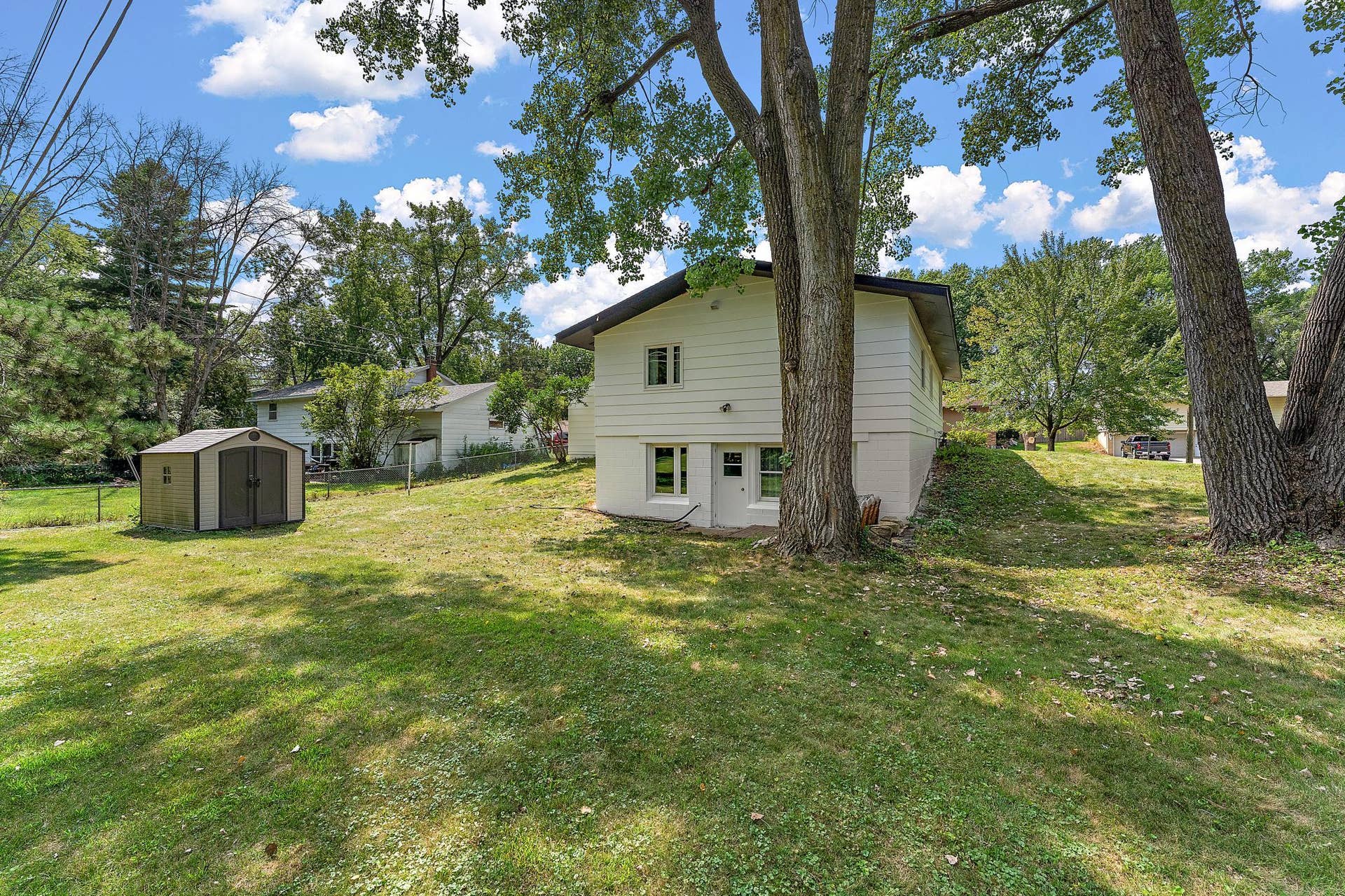 231 Birchwood Drive N, Stillwater, MN 55082 231 Birchwood Drive N, Stillwater, MN 55082