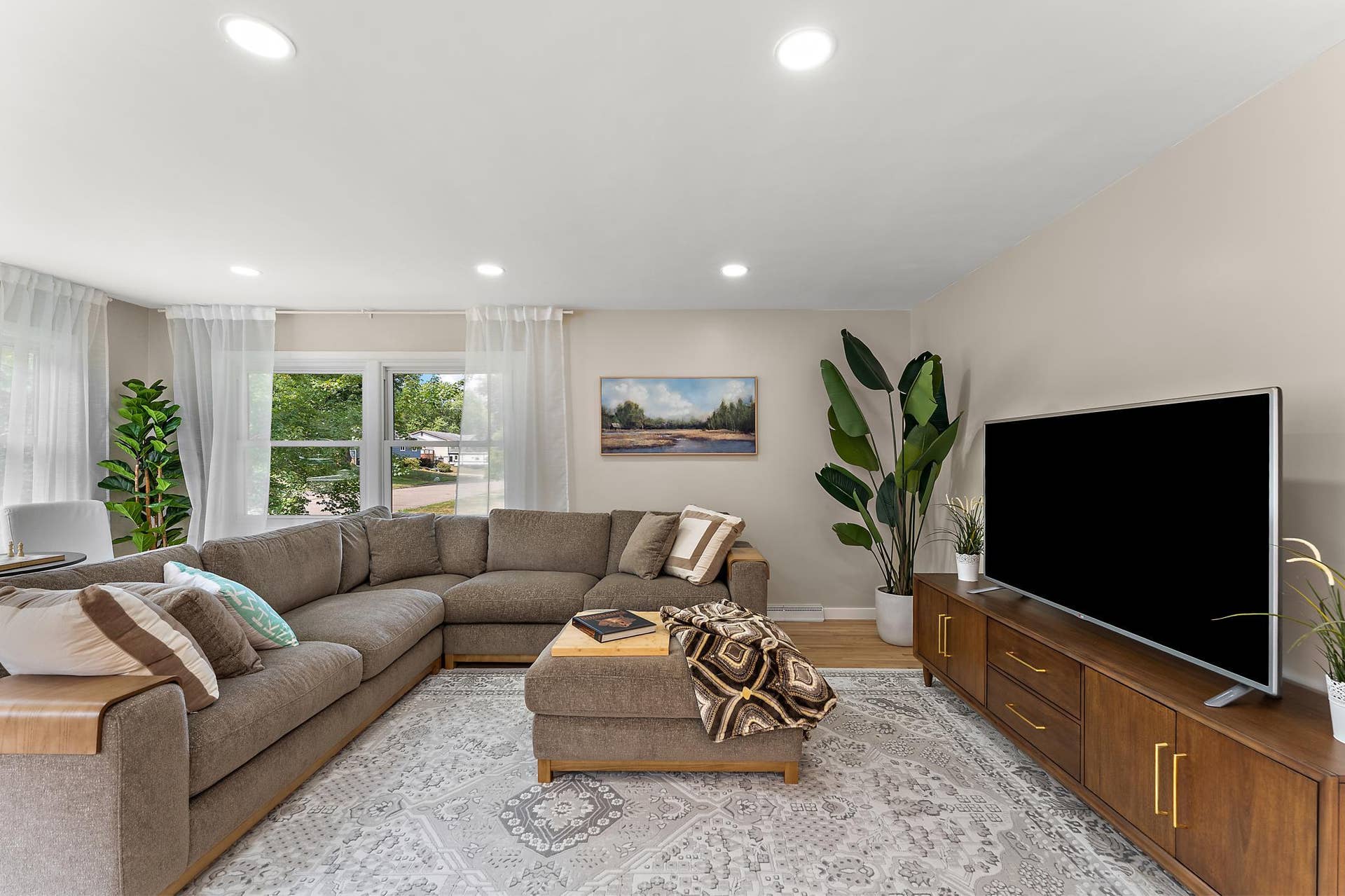 231 Birchwood Drive N, Stillwater, MN 55082 231 Birchwood Drive N, Stillwater, MN 55082