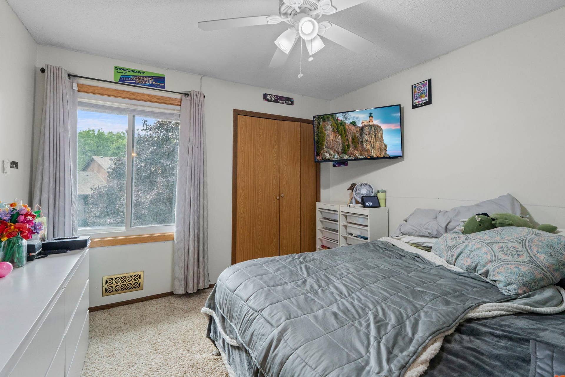 upper level Bedroom 3
