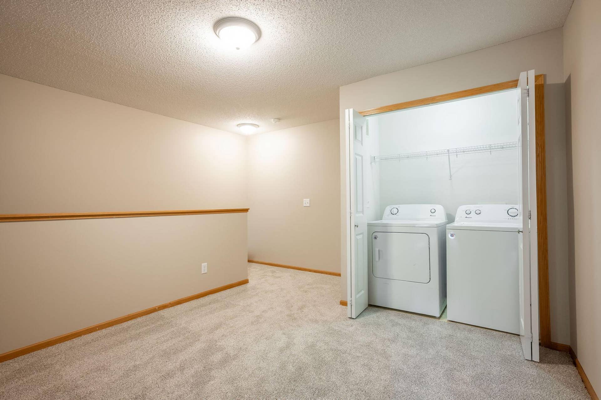 3001 Juniper Lane, #I, Woodbury, MN 55125 3001 Juniper Lane, #I, Woodbury, MN 55125