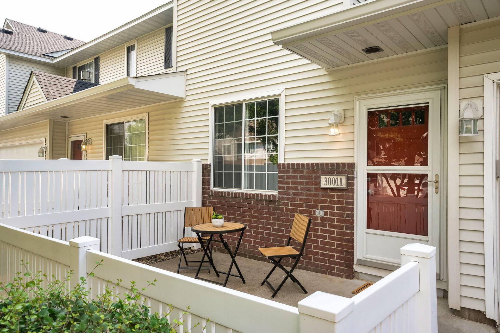 3001 Juniper Lane, #I, Woodbury, MN 55125 3001 Juniper Lane, #I, Woodbury, MN 55125