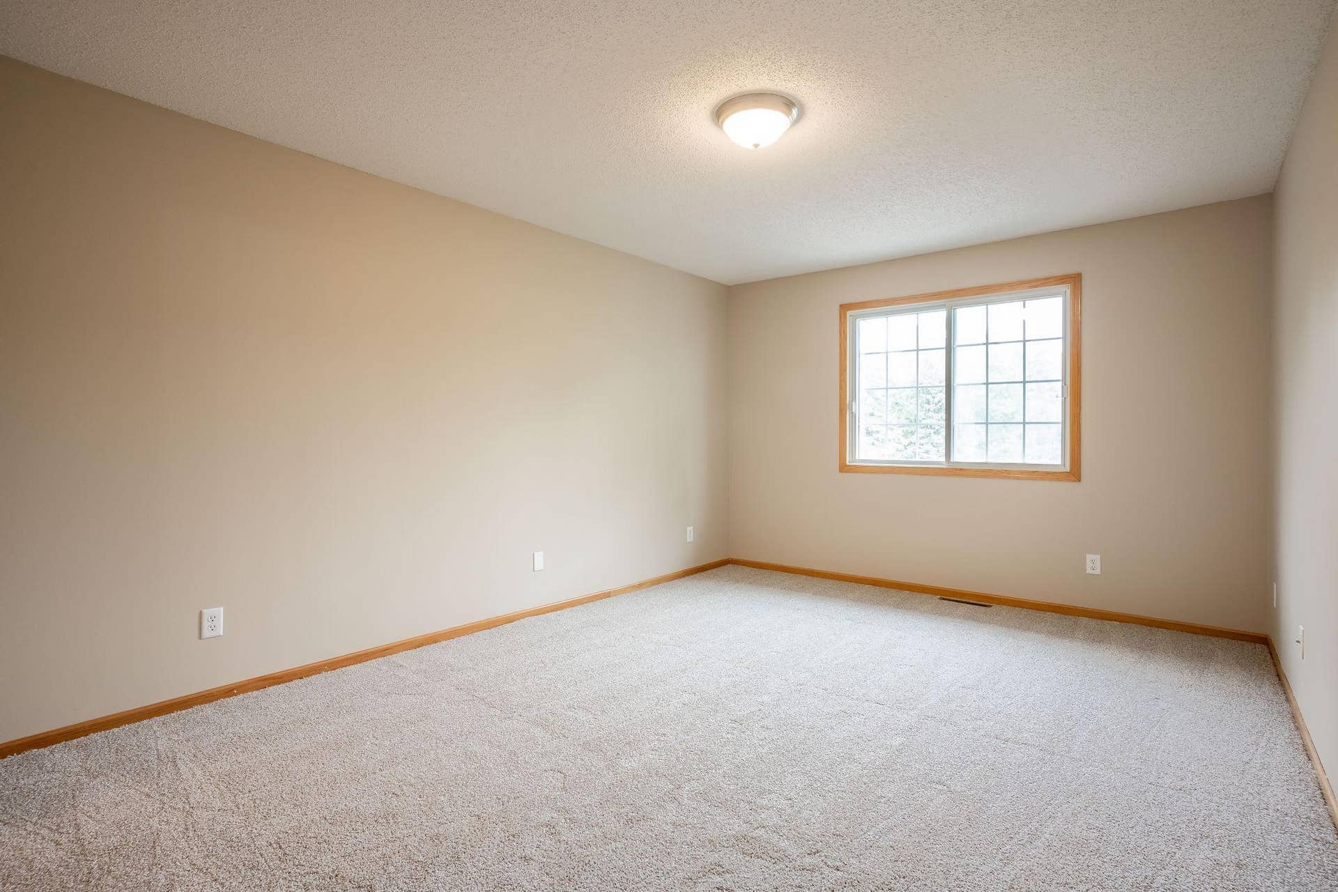 3001 Juniper Lane, #I, Woodbury, MN 55125 3001 Juniper Lane, #I, Woodbury, MN 55125