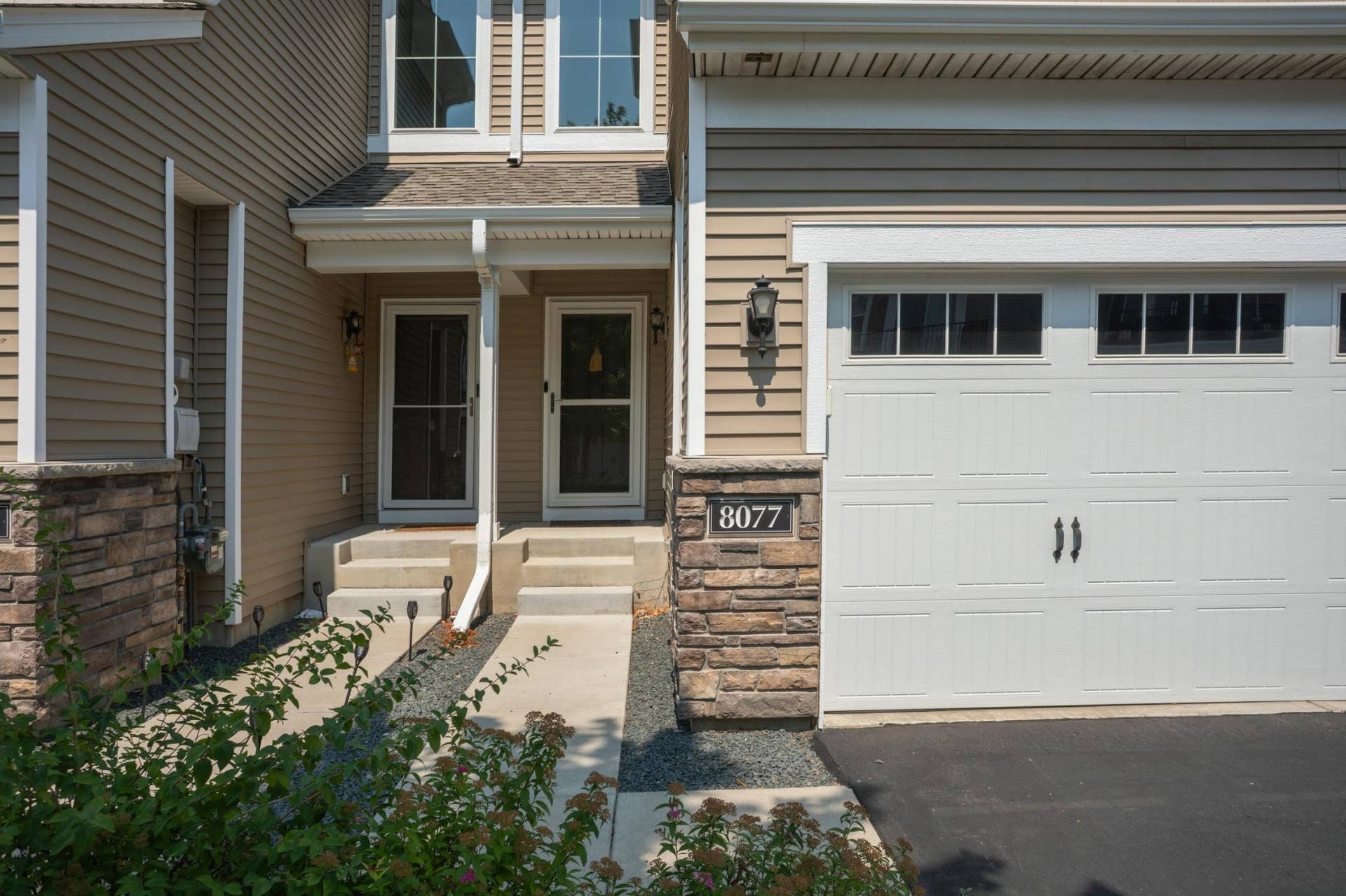 8077 Cottonwood Lane N, Maple Grove, MN 55369 Image-3.jpg