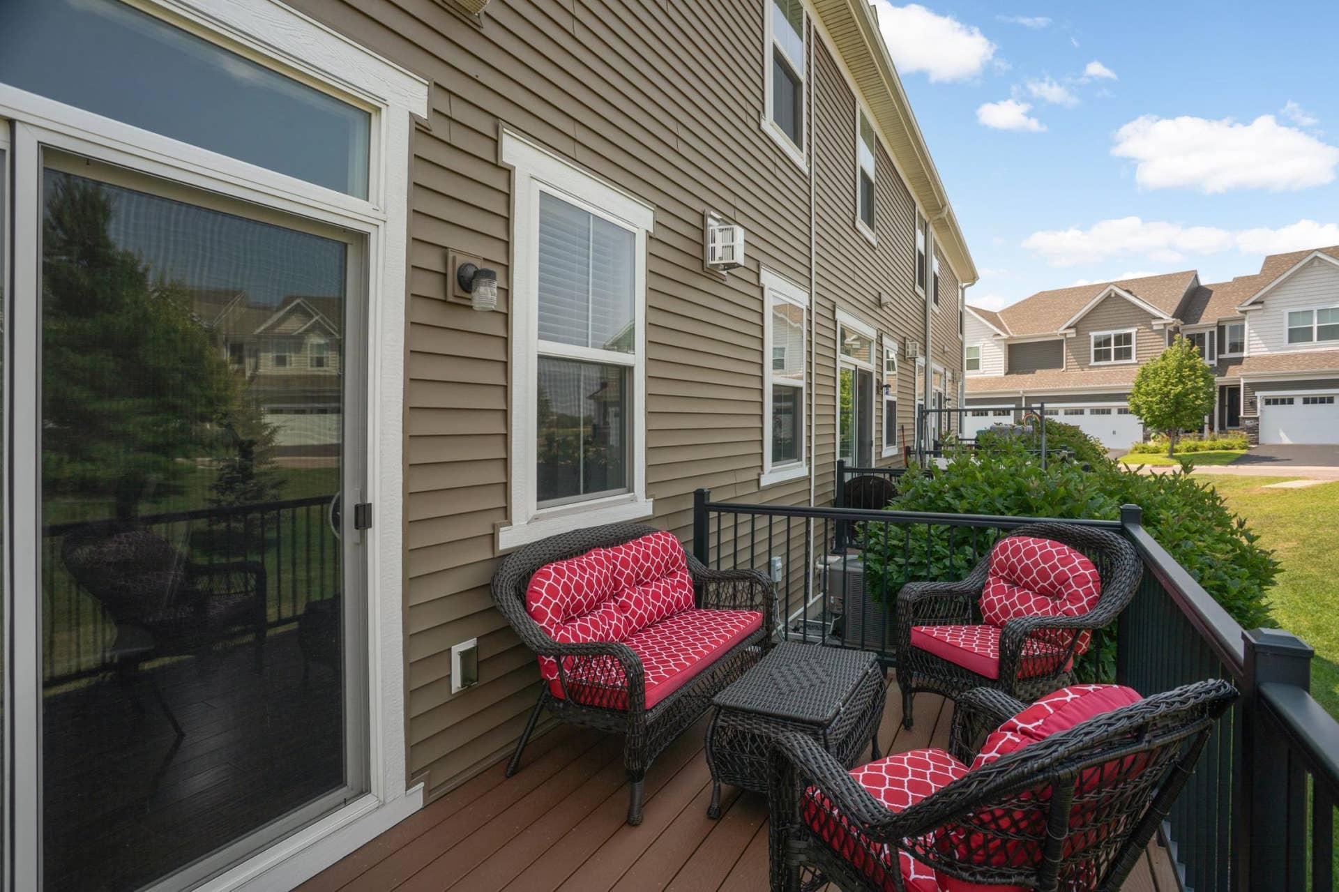 8077 Cottonwood Lane N, Maple Grove, MN 55369 Image-27.jpg