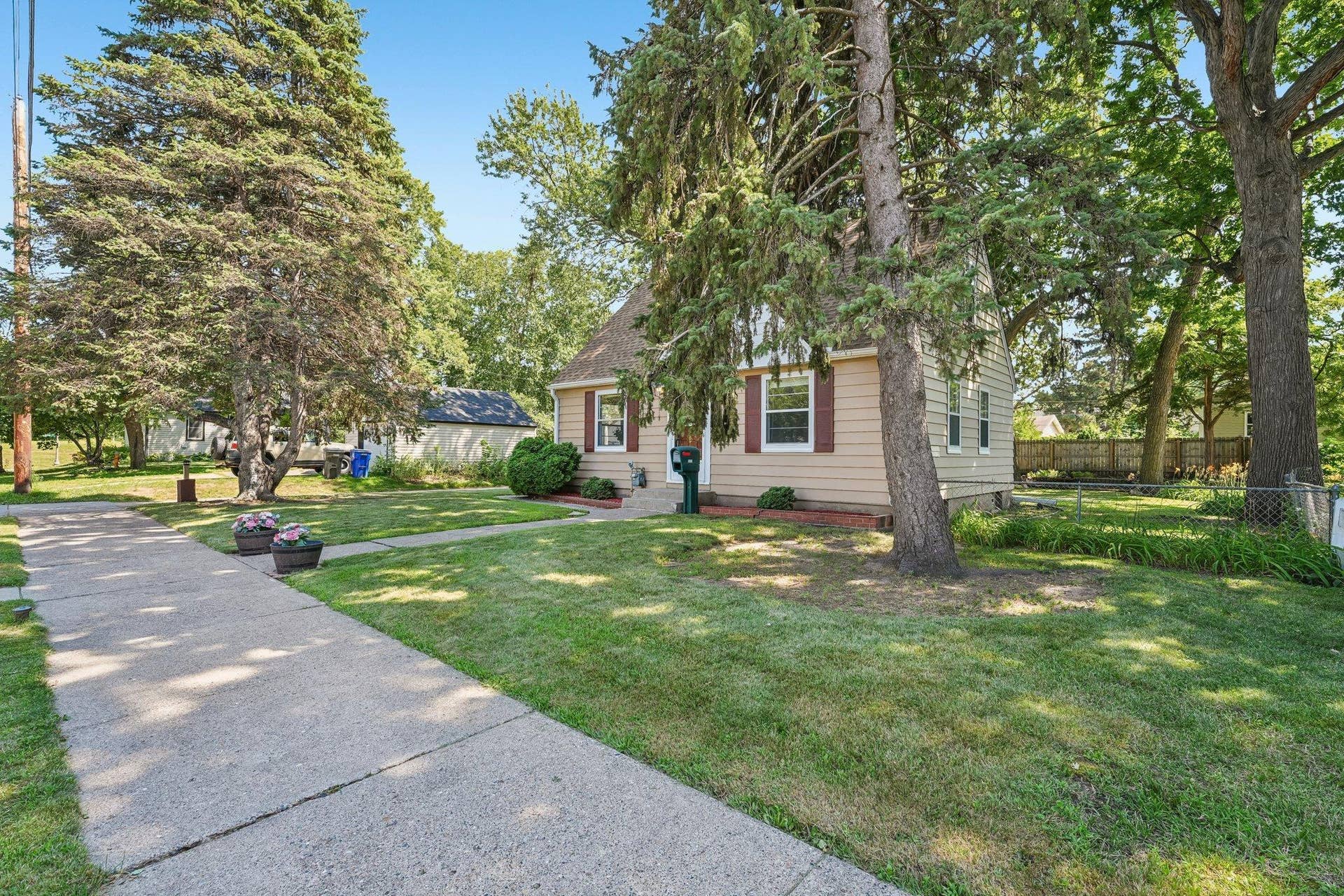 1840 Taylor Avenue, 93, Saint Paul, MN 55104 1840 Taylor Avenue, 93, Saint Paul, MN 55104