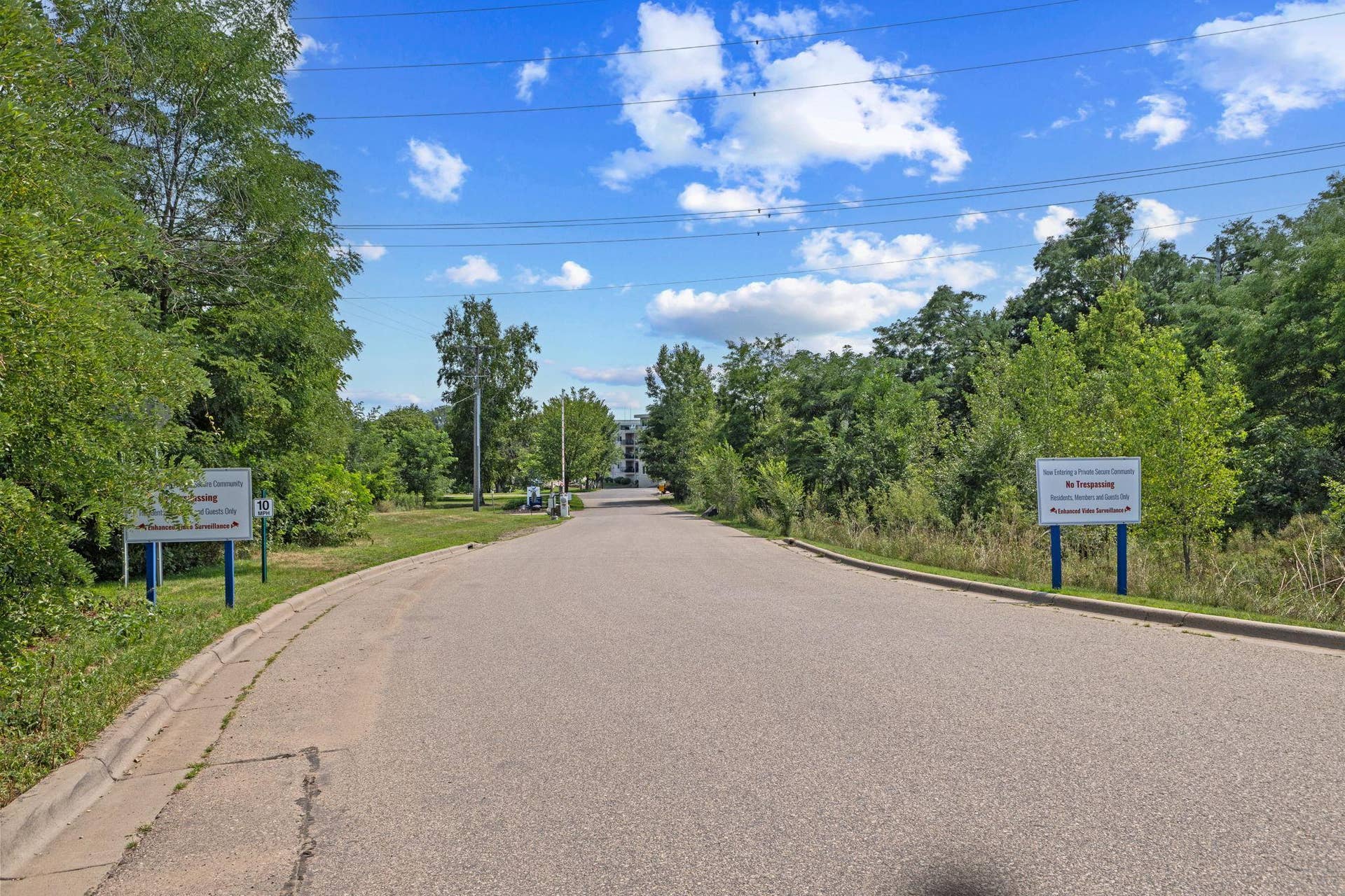 6413 Saint Croix Trail N, #220, Stillwater, MN 55082 6413 Saint Croix Trail N, #220, Stillwater, MN 55082