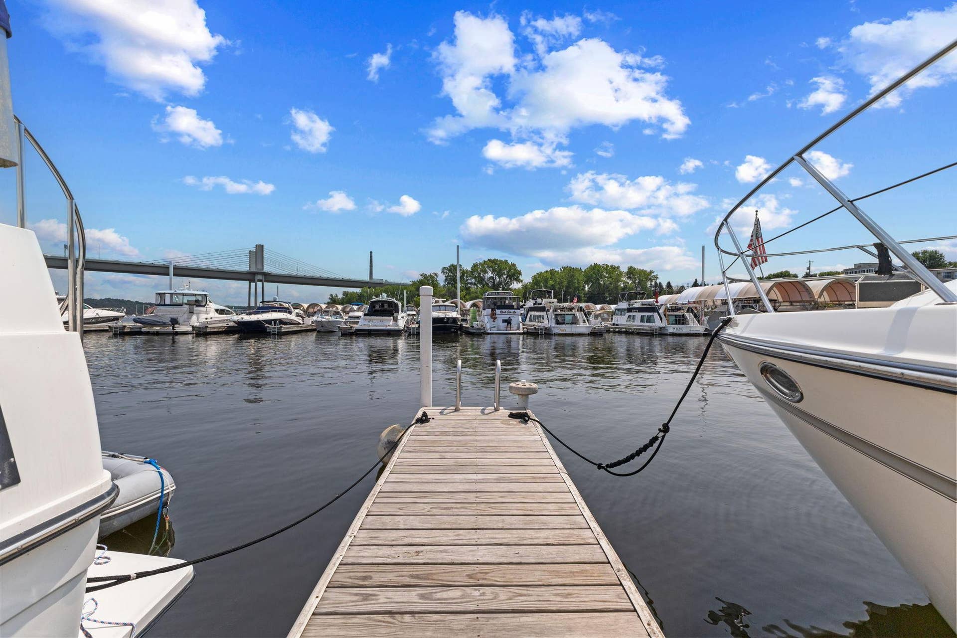 6413 Saint Croix Trail N, #220, Stillwater, MN 55082 6413 Saint Croix Trail N, #220, Stillwater, MN 55082