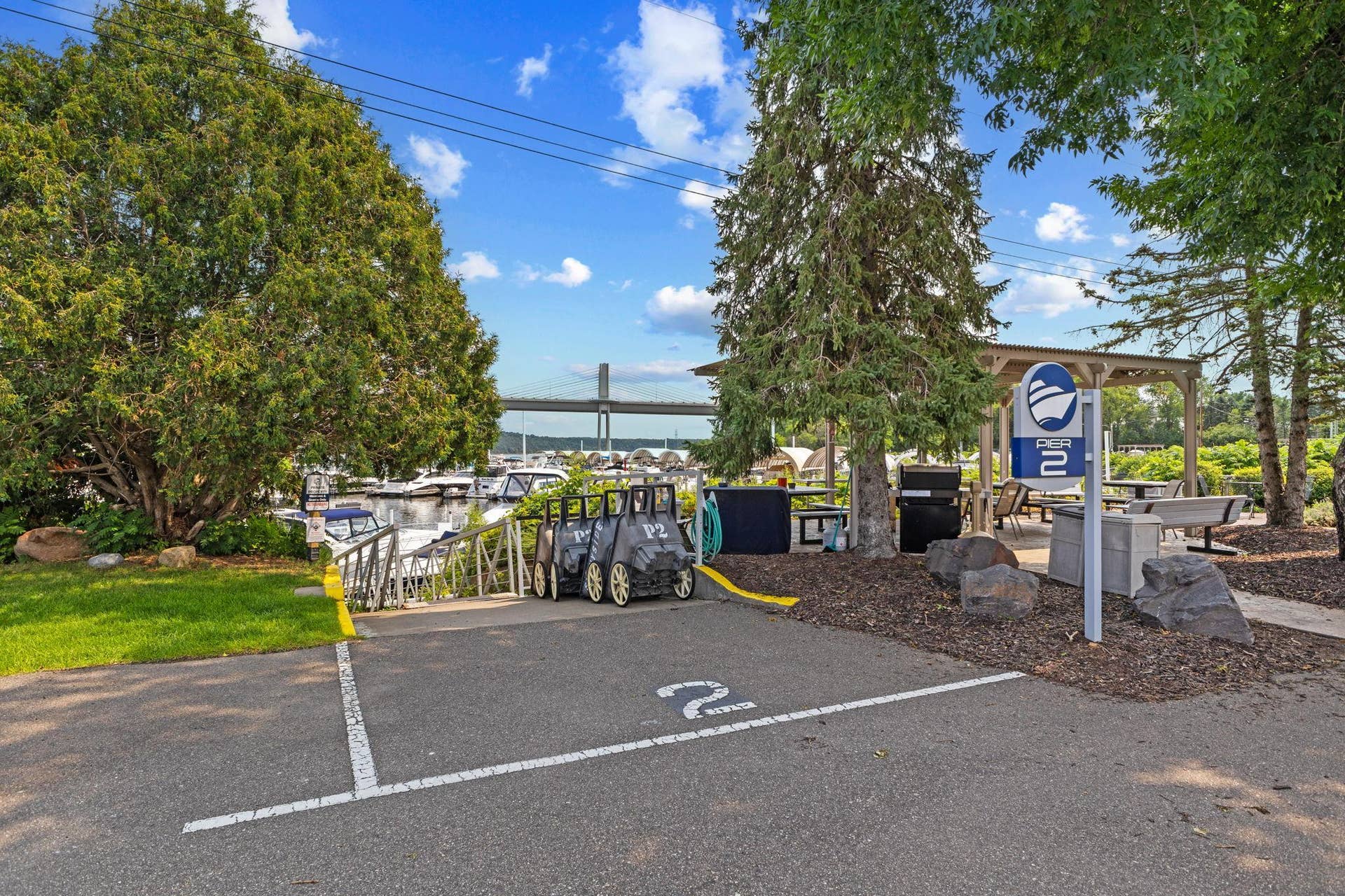 6413 Saint Croix Trail N, #220, Stillwater, MN 55082 6413 Saint Croix Trail N, #220, Stillwater, MN 55082