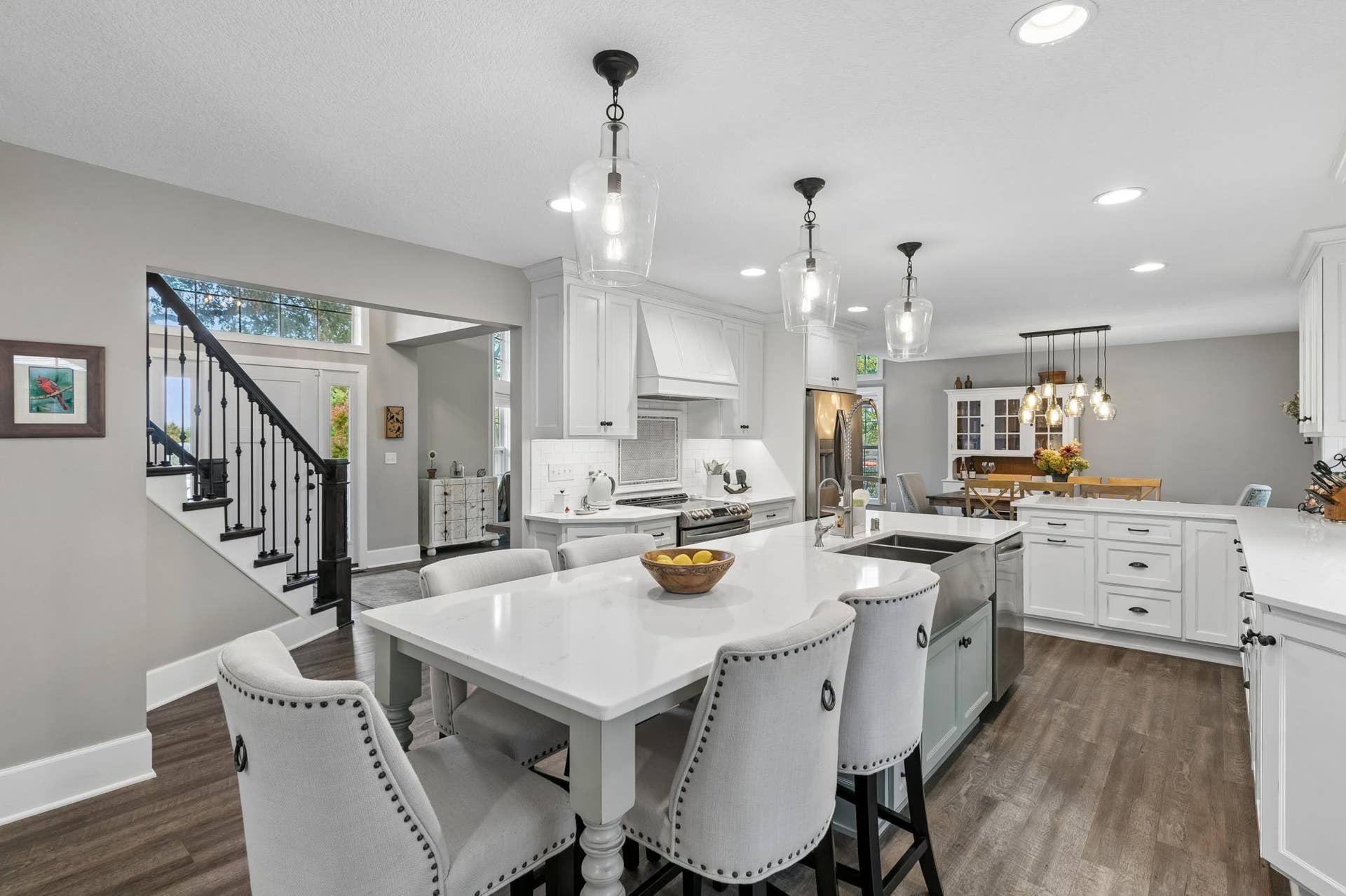 505 Severn Way, Eagan, MN 55123 505 Severn Way, Eagan, MN 55123