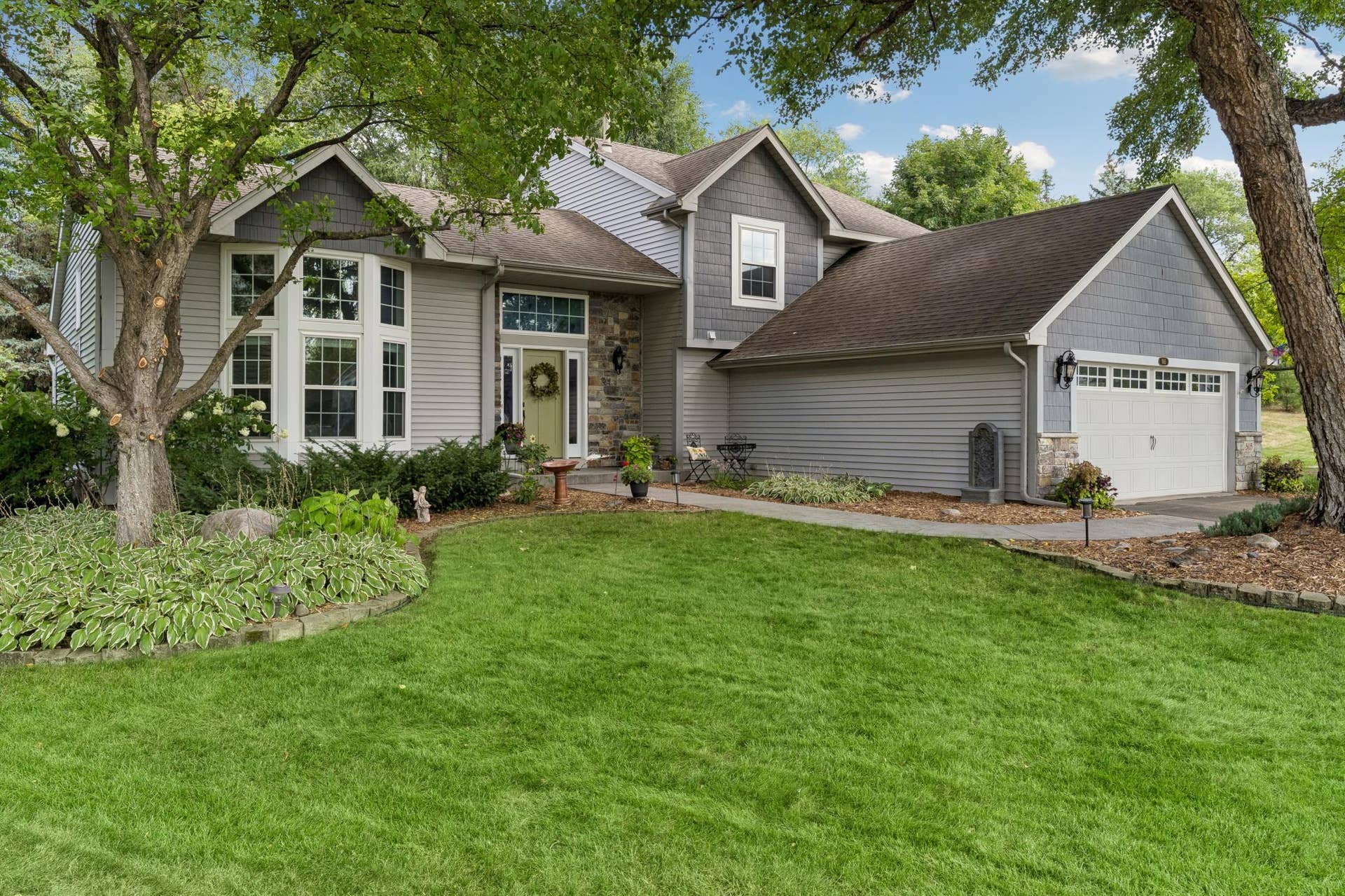 505 Severn Way, Eagan, MN 55123 505 Severn Way, Eagan, MN 55123