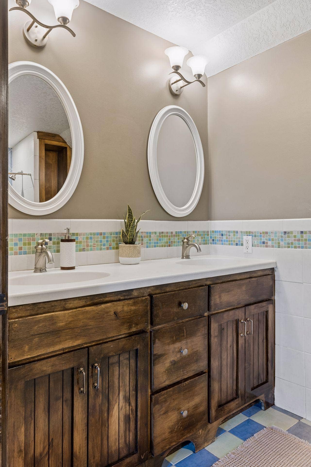 7040 132nd Street N, Hugo, MN 55038 3rd bathroom