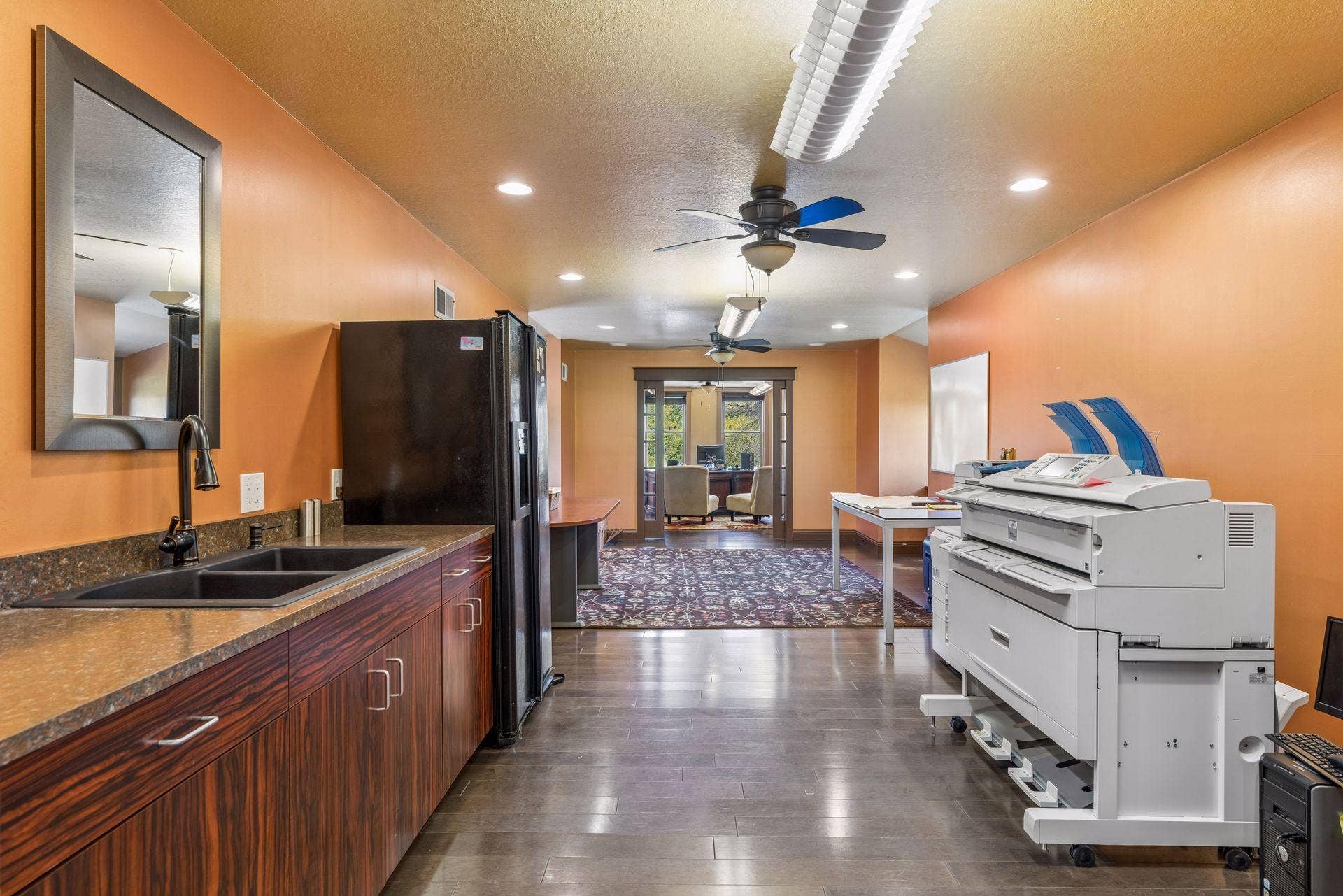 7040 132nd Street N, Hugo, MN 55038 Office kitchenette