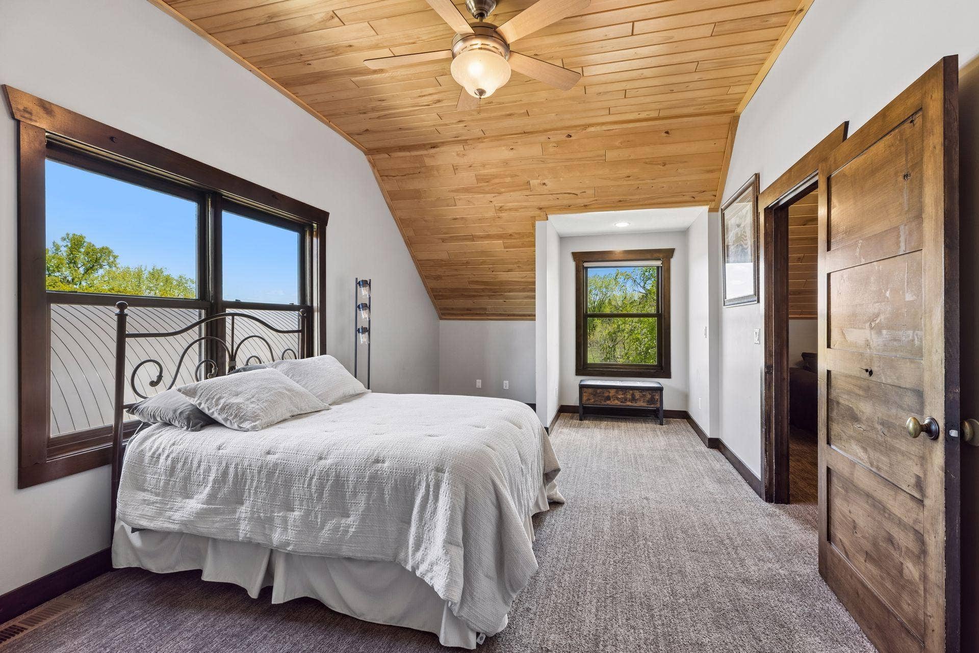 7040 132nd Street N, Hugo, MN 55038 3rd bedroom overlooking water