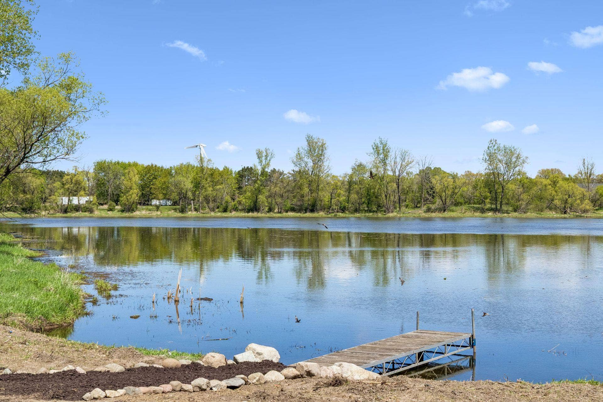 7040 132nd Street N, Hugo, MN 55038 Inviting water views