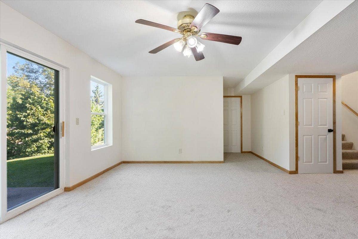 211 Pine Hollow Drive, Circle Pines, MN 55014 211 Pine Hollow Drive, Circle Pines, MN 55014